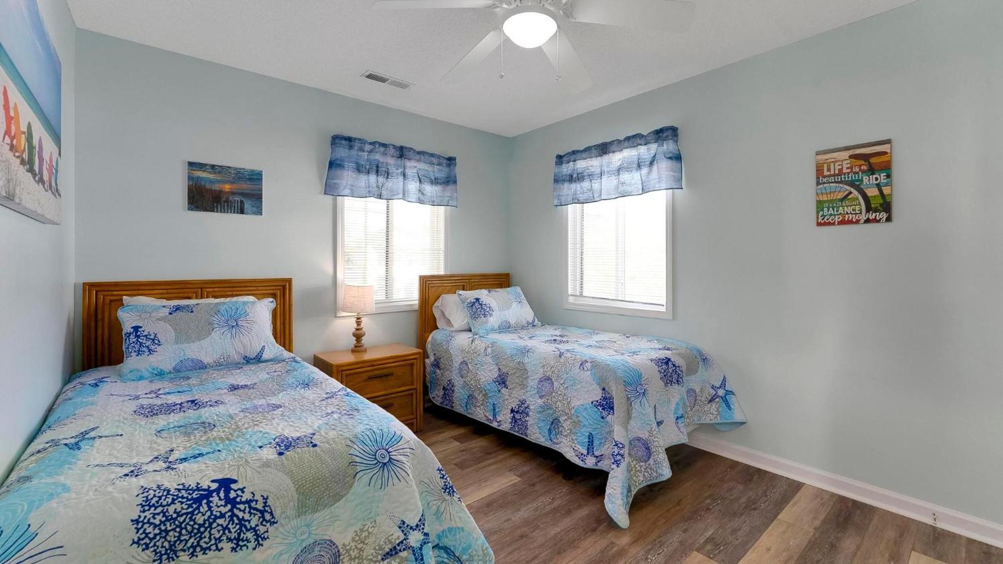 Perrin Place C - 3rd Row - Ocean Drive Section Holiday home