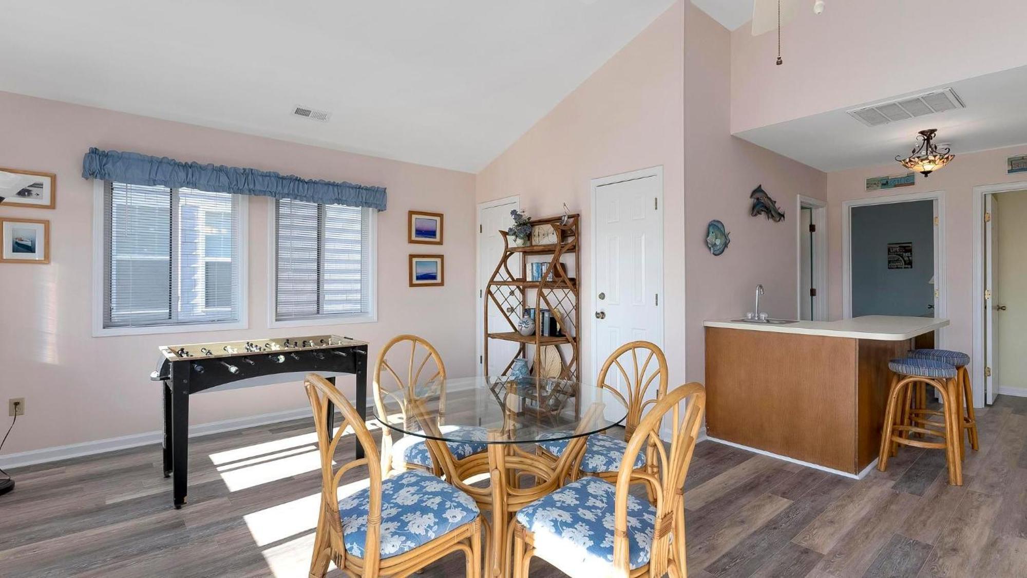Holiday home Perrin Place C - 3rd Row - Ocean Drive Section