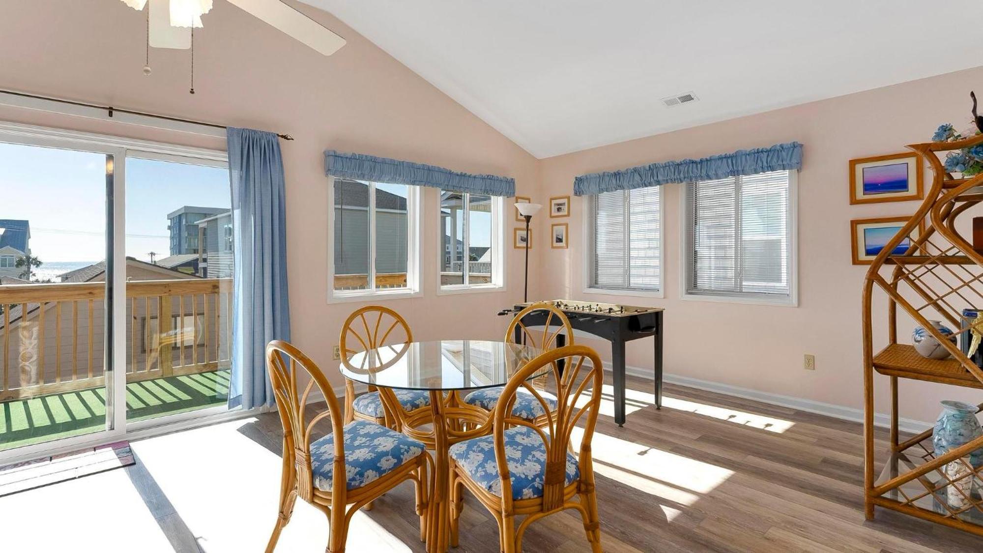 Perrin Place C - 3rd Row - Ocean Drive Section Holiday home