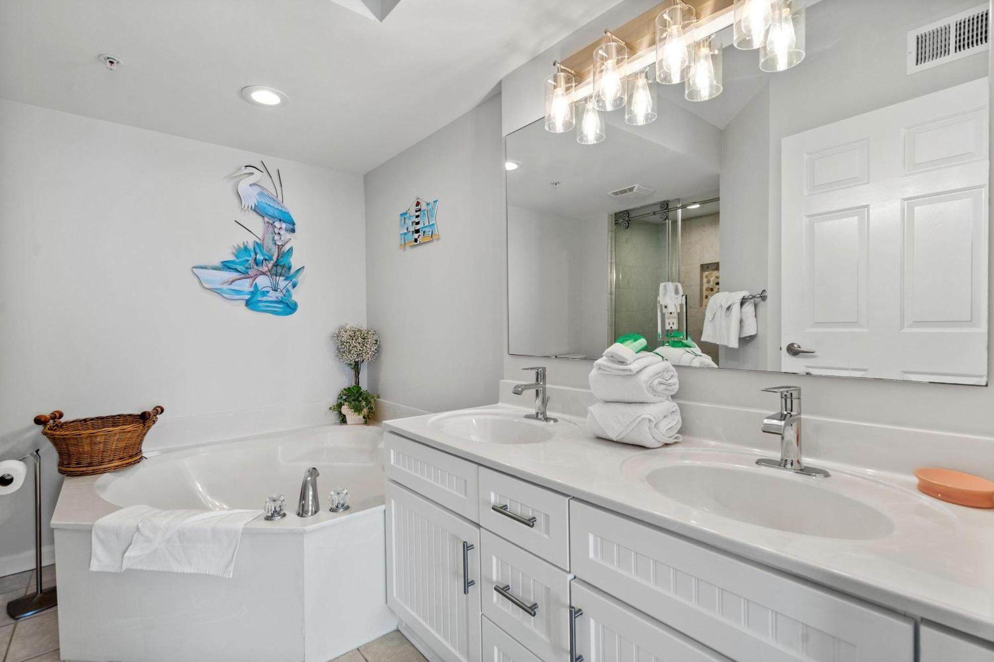 Sunrise Pointe 10f - Oceanfront - Cherry Grove Section Holiday home *