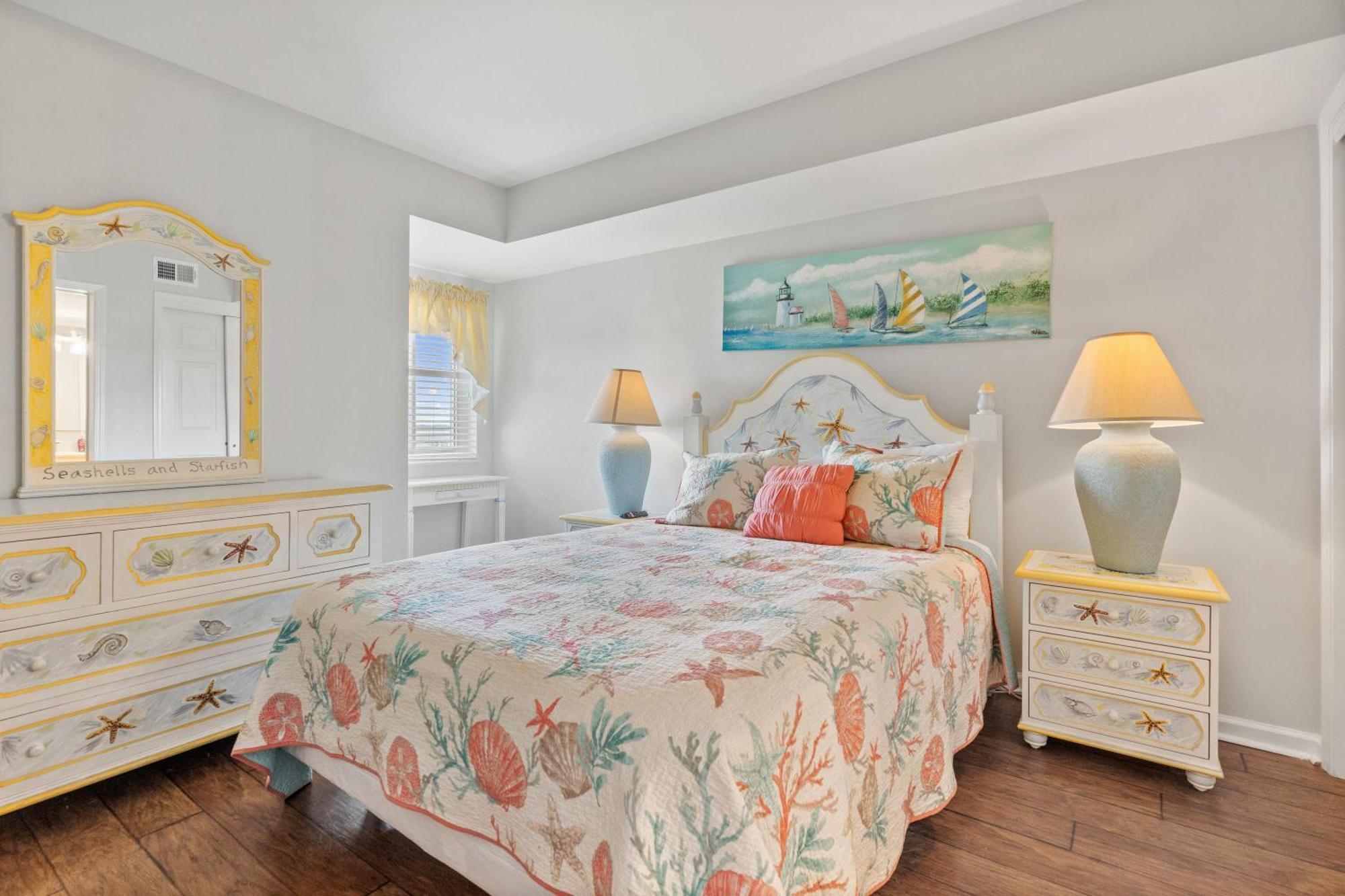 Sunrise Pointe 10f - Oceanfront - Cherry Grove Section Holiday home