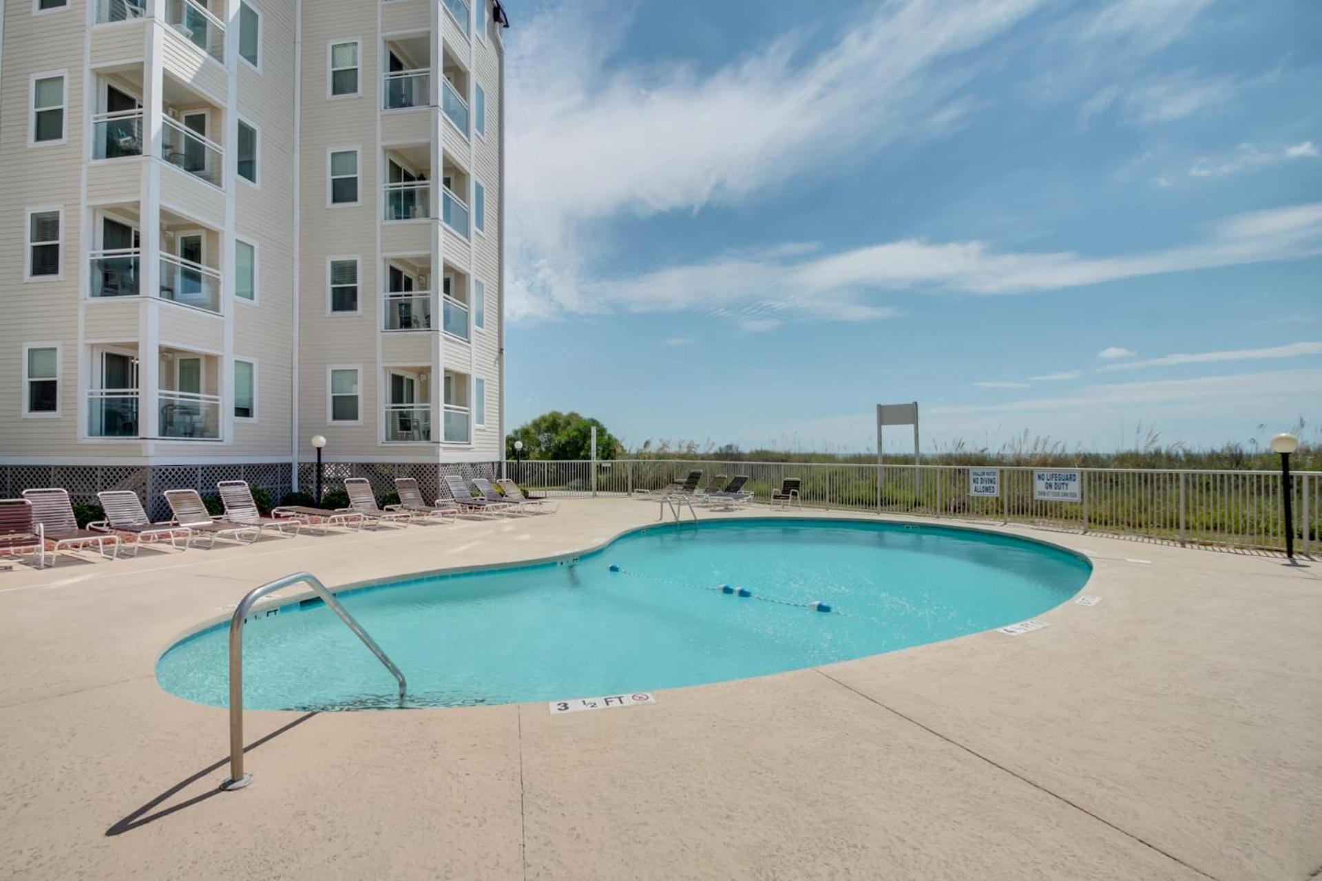 A Place At The Wh 311 - Oceanfront - Windy Hill Section