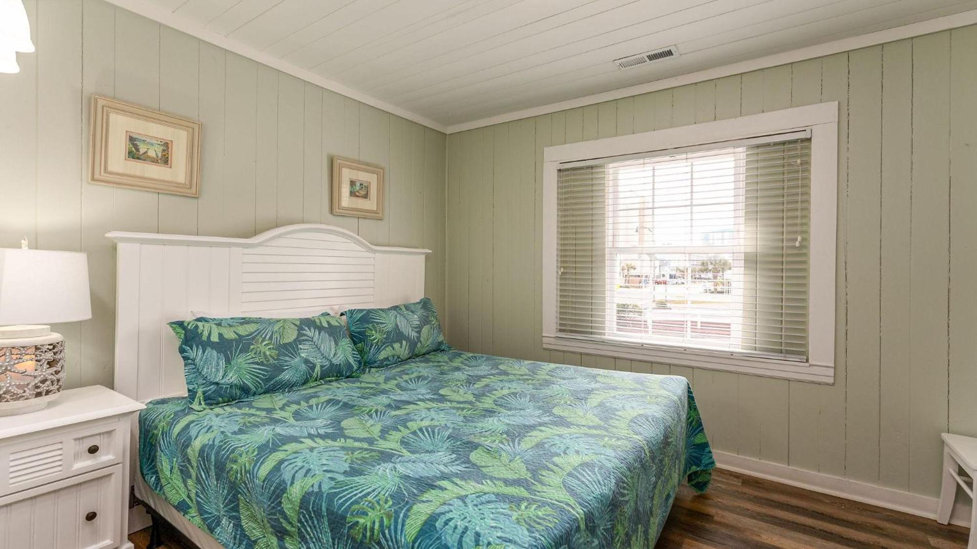 Ocean Pearl - 2nd Row - House - Crescent Myrtle Beach