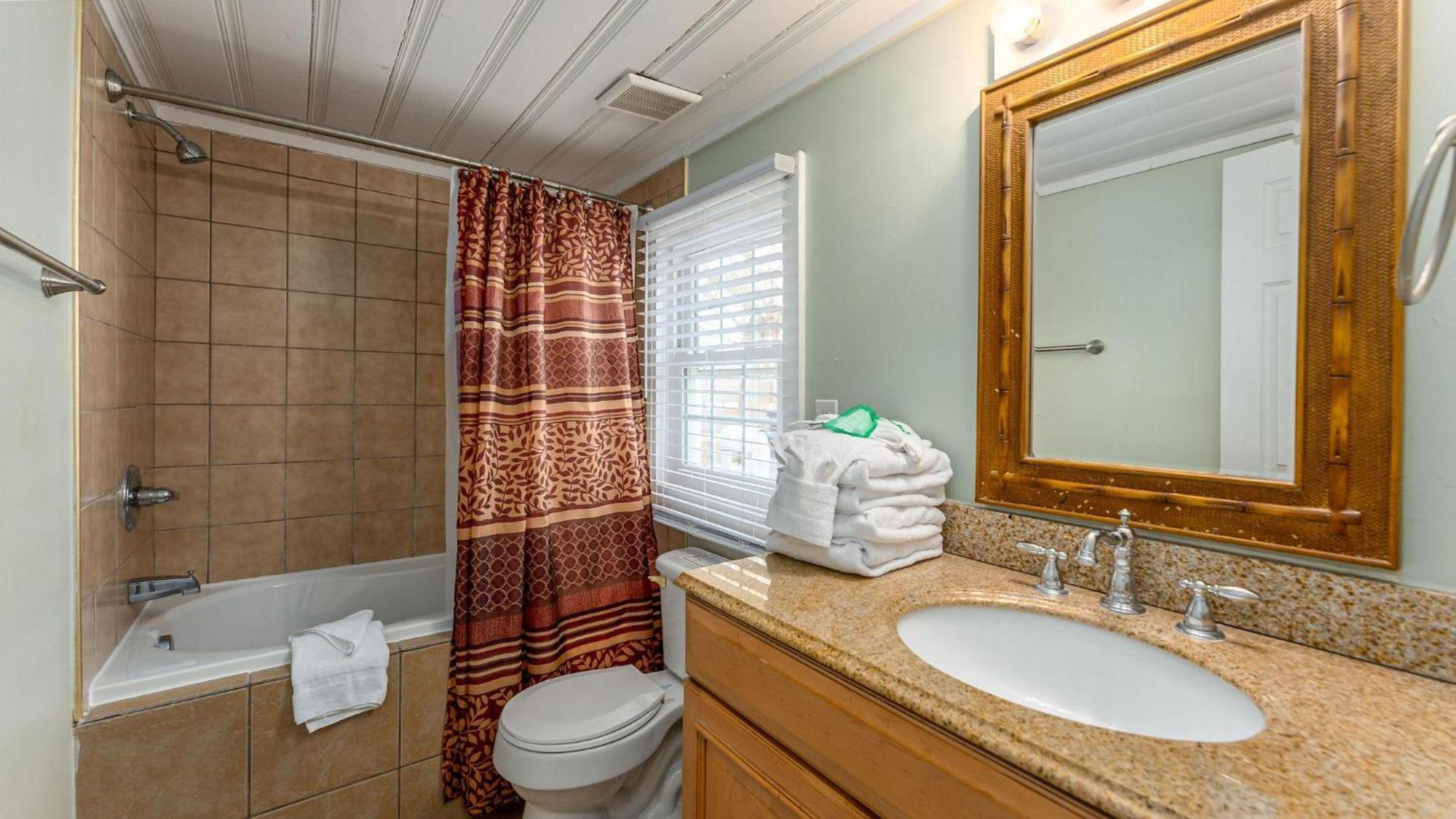 Ocean Pearl - 2nd Row - House - Crescent * Myrtle Beach