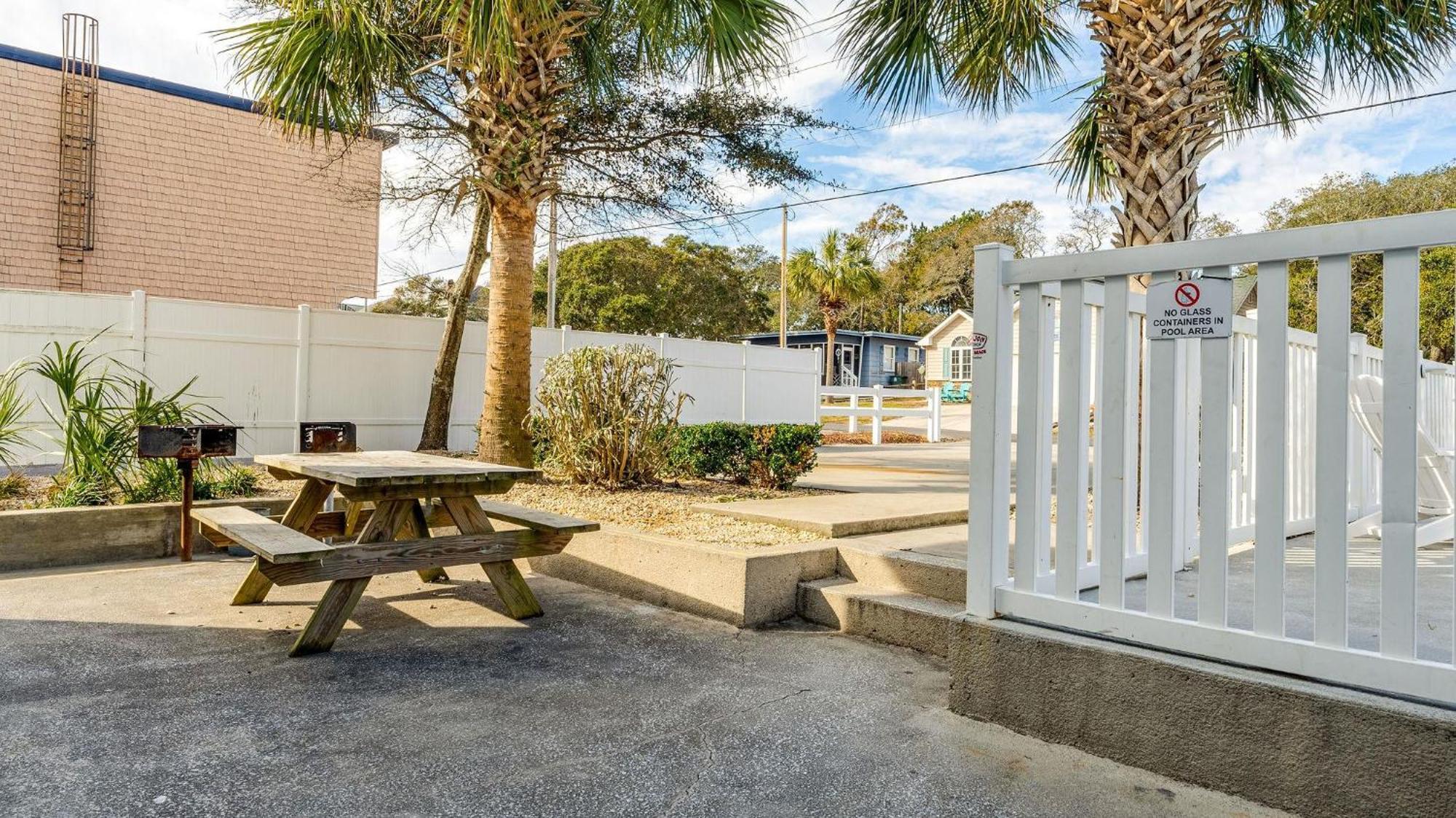 Ocean Pearl - 2nd Row - House - Crescent * Myrtle Beach