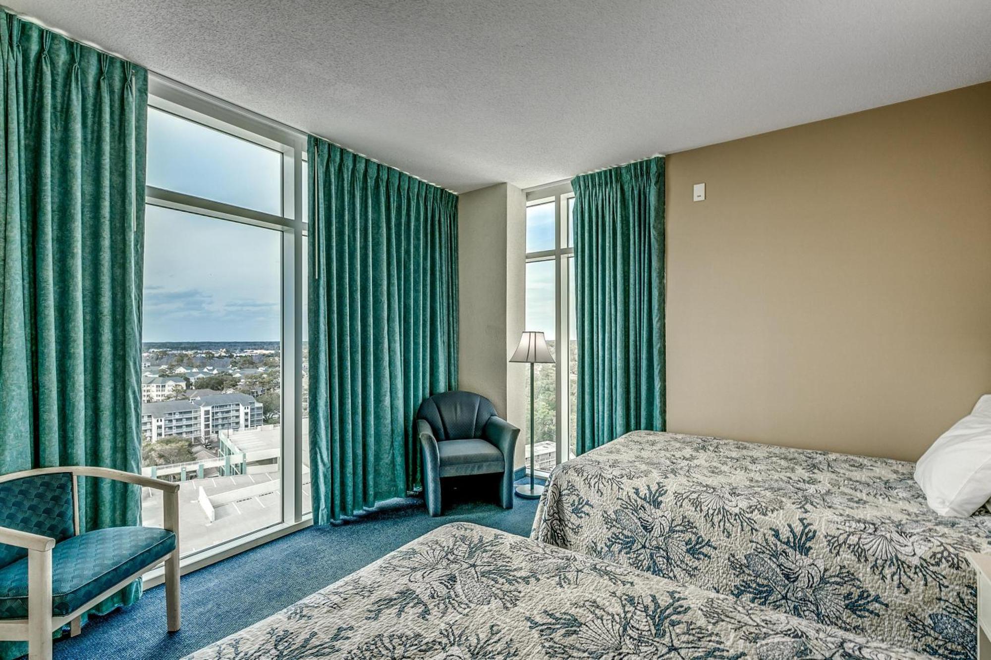 Avista 1620 - Oceanfront - Ocean Drive Section Holiday home *