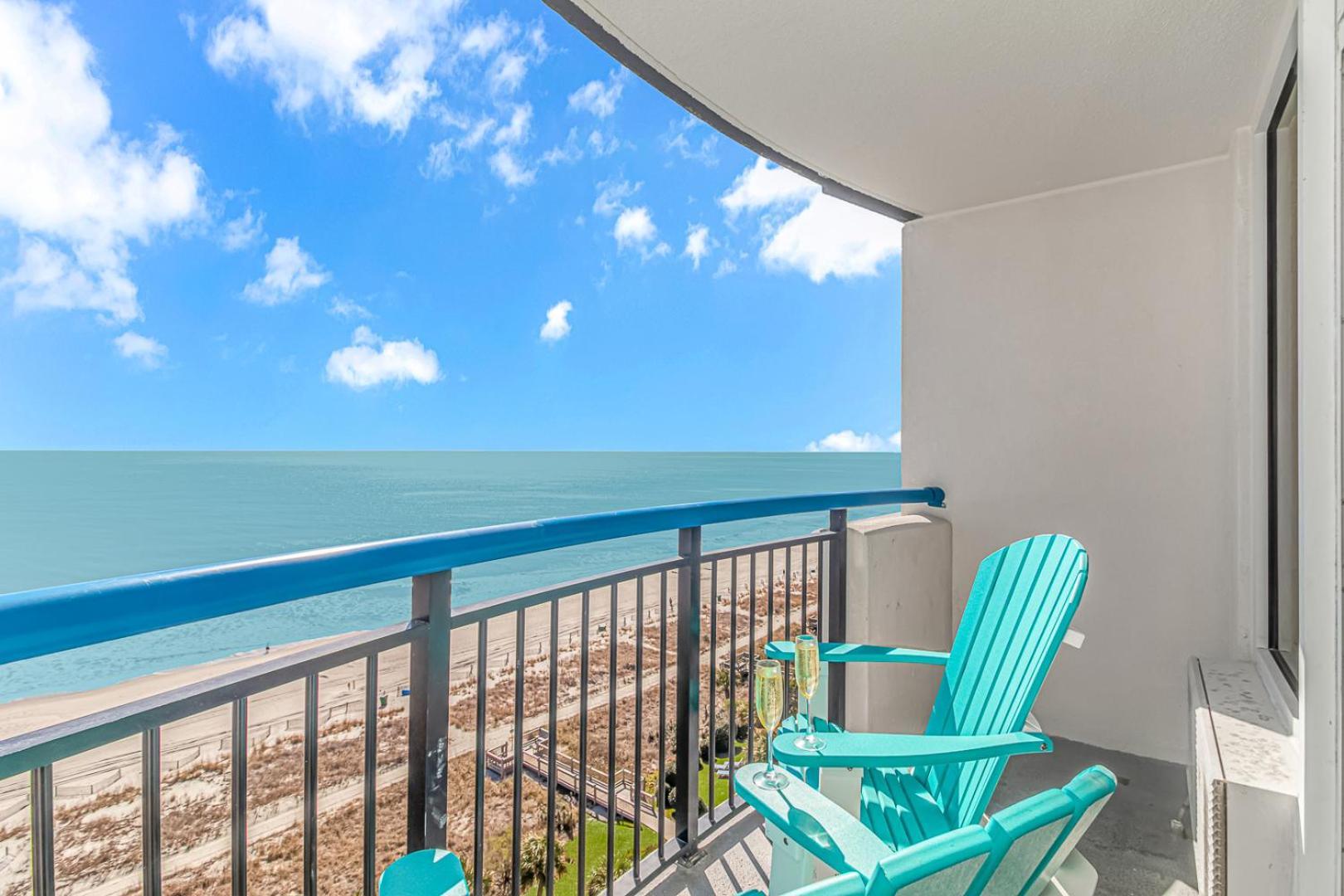Holiday home Completely Renovated Oceanfront - King With Led Fireplace! Boardwalk 1034