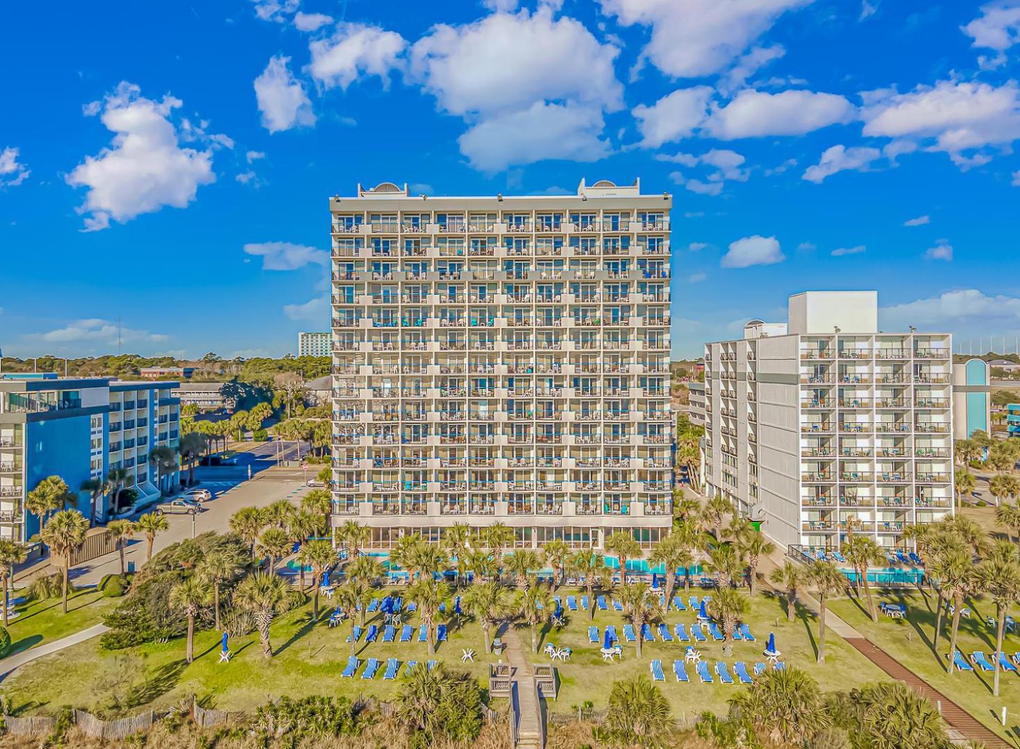 Completely Renovated Oceanfront - King With Led Fireplace! Boardwalk 1034 Holiday home Myrtle Beach