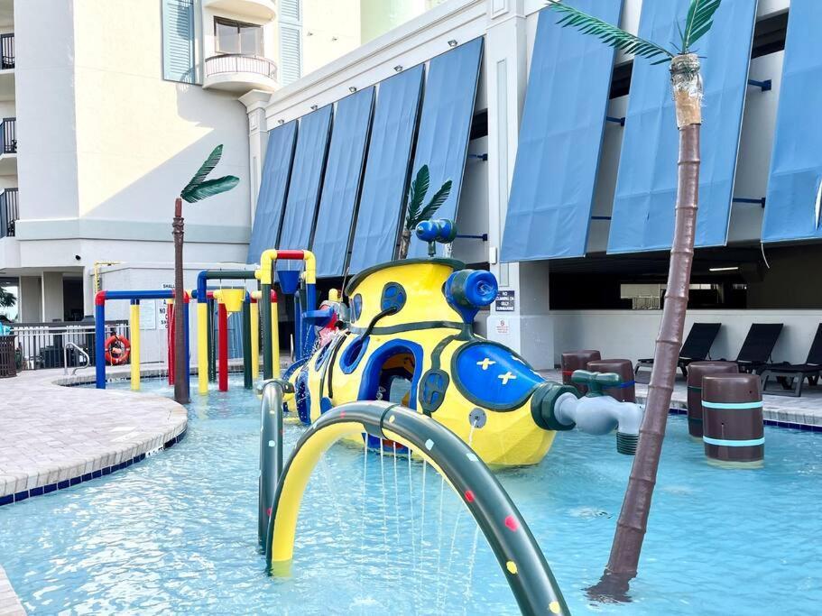Bluetique Oceanfront Pet Friendly Indoor Pool Apartment