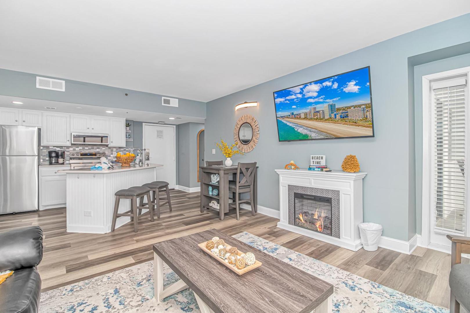Breathtaking Views! Stunning 2br With Gorgeous Updates-palace 1207 Holiday home