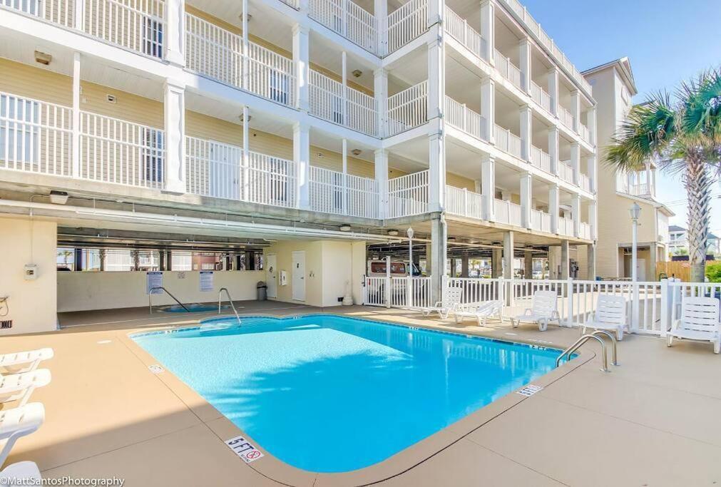 Huge Beautiful With Great View Of The Ocean Myrtle Beach