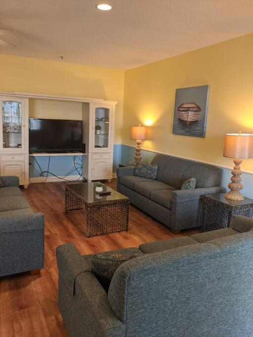 Huge Beautiful With Great View Of The Ocean Holiday home Myrtle Beach