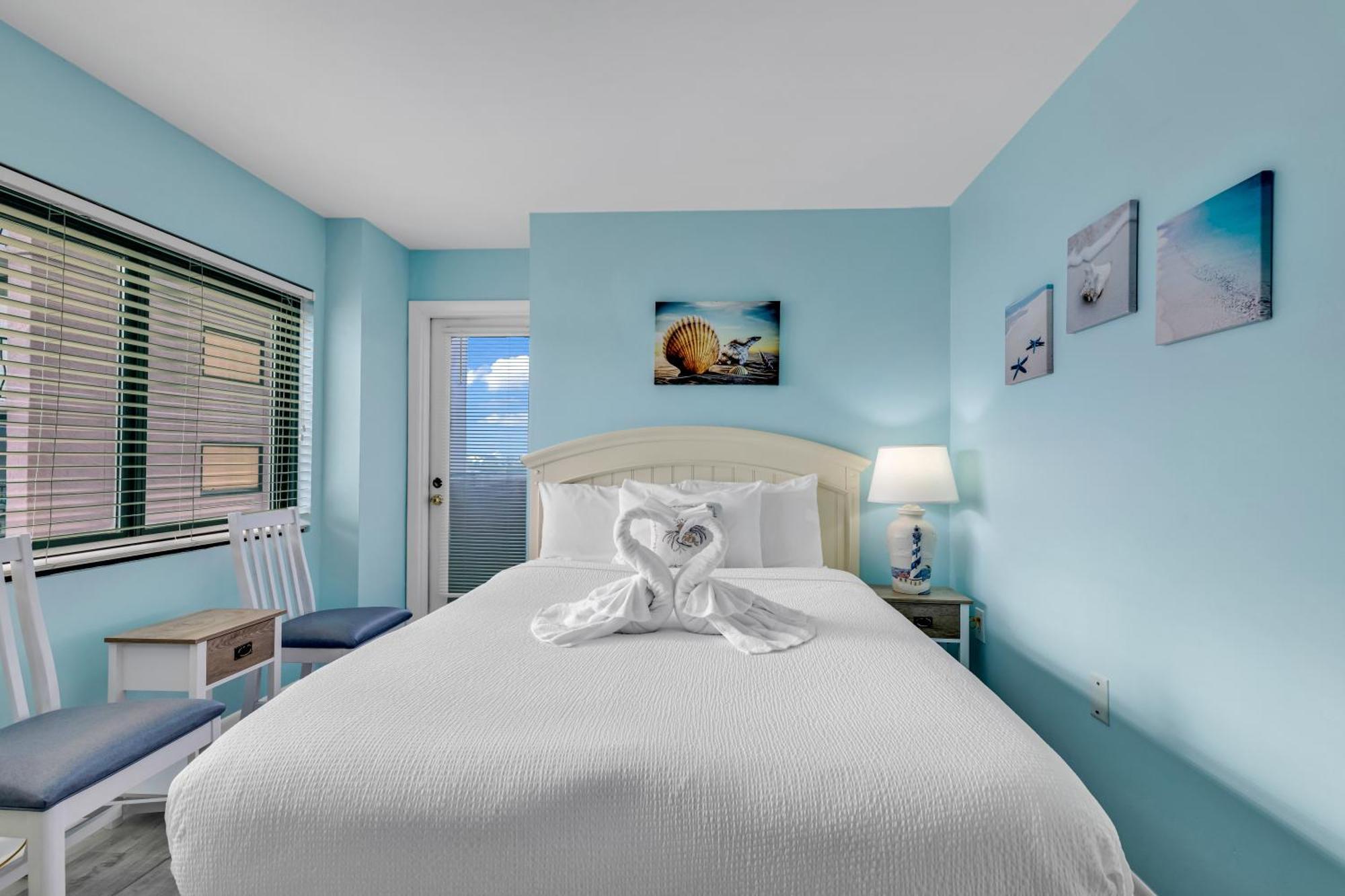 Oceanfront 3br Palms *
