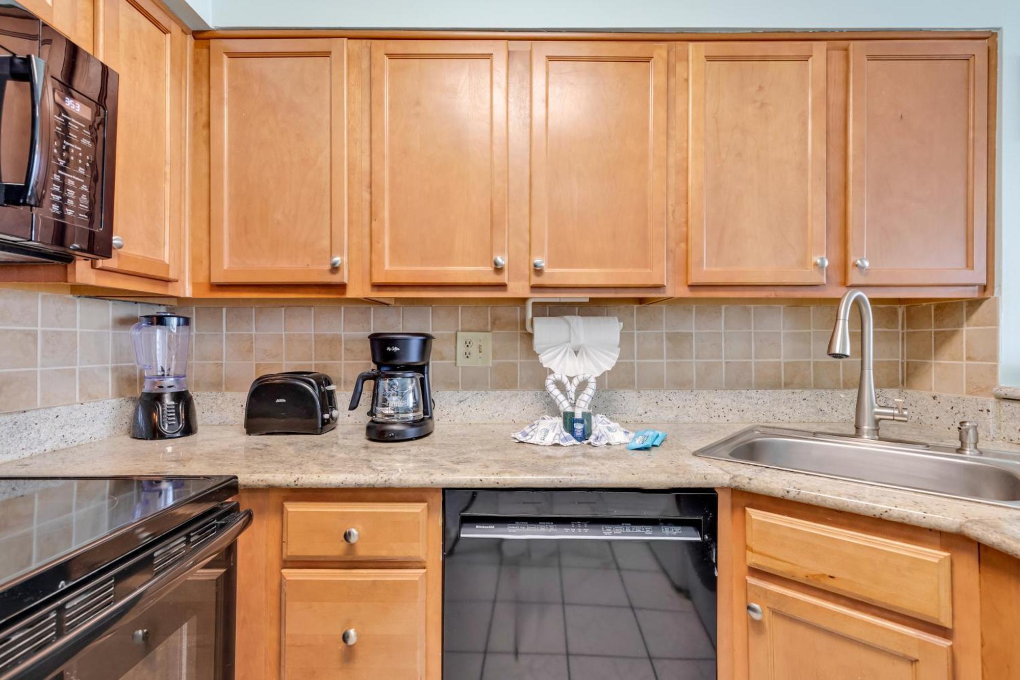 Oceanfront 3br Palms Apartment *