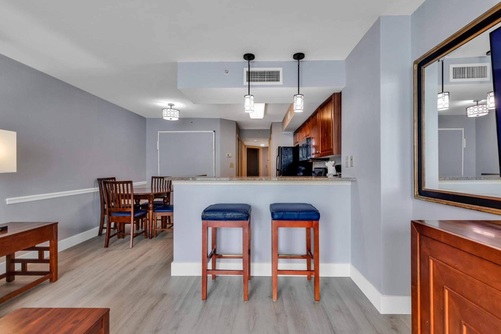 Apartment Bright Beachfront 1br At Dunes Village *