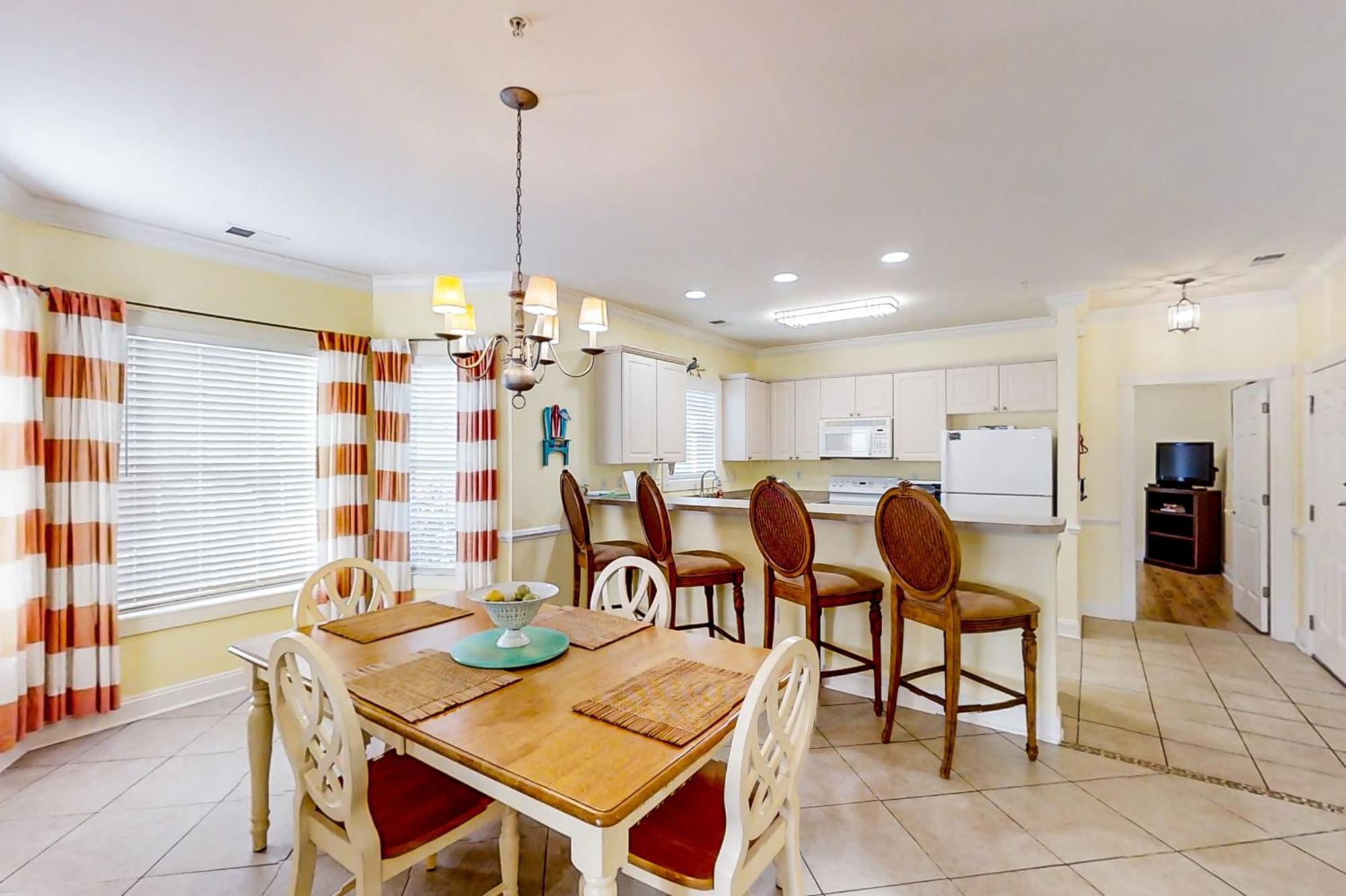 Beach Trippin Apartment *