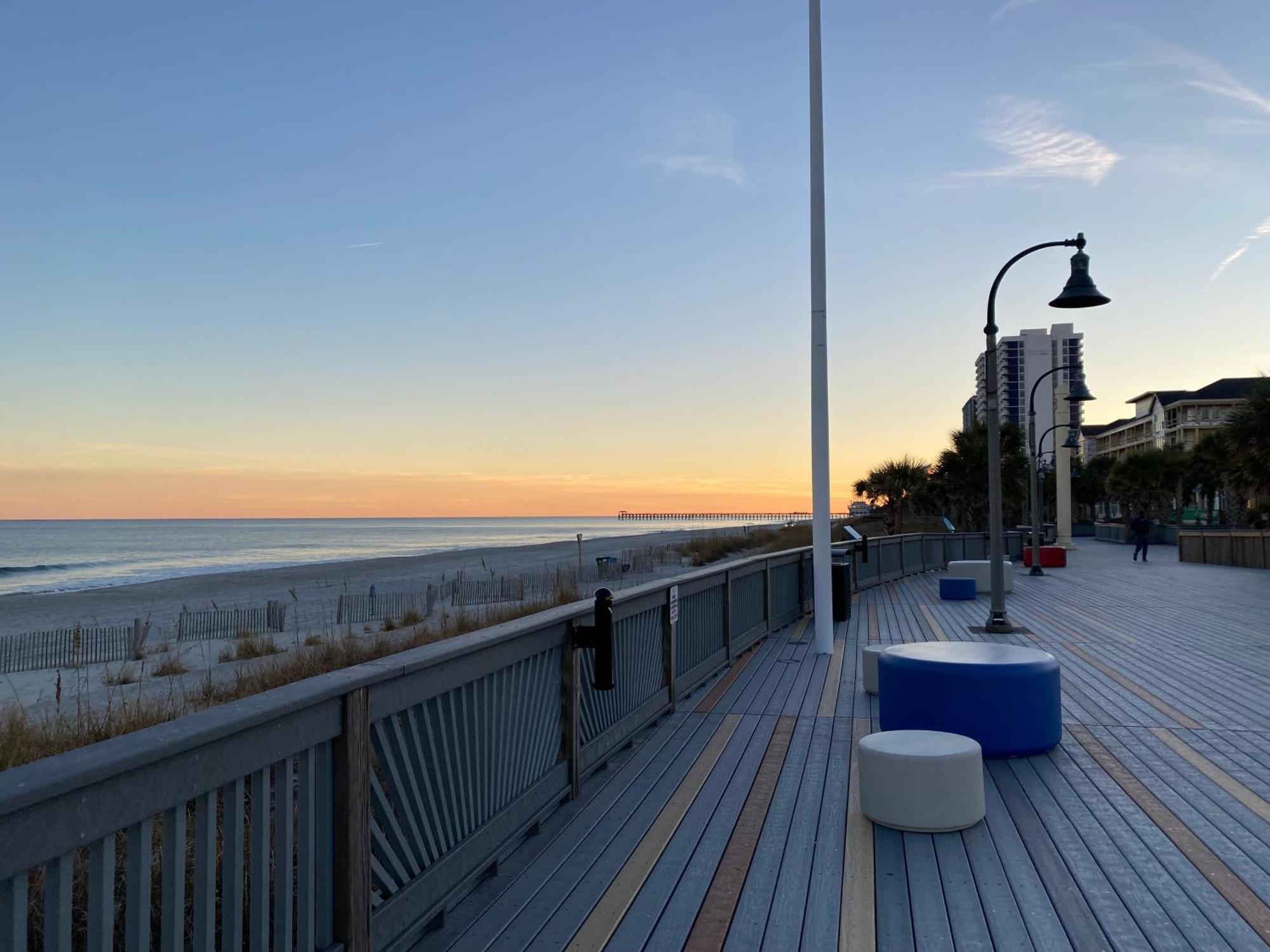 Camelot By The Sea Ocean Front Aparthotel *