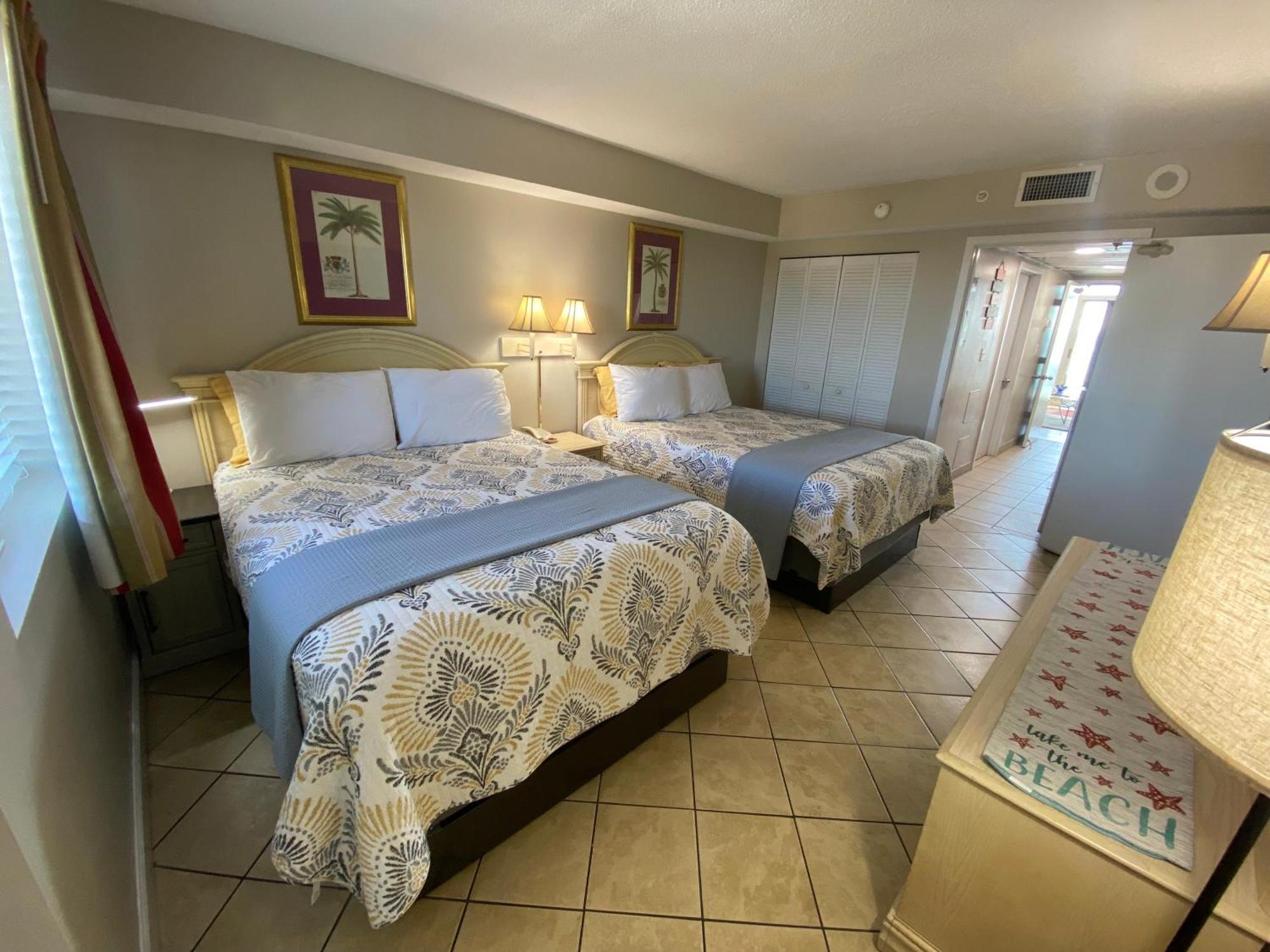 Camelot By The Sea Ocean Front Aparthotel *