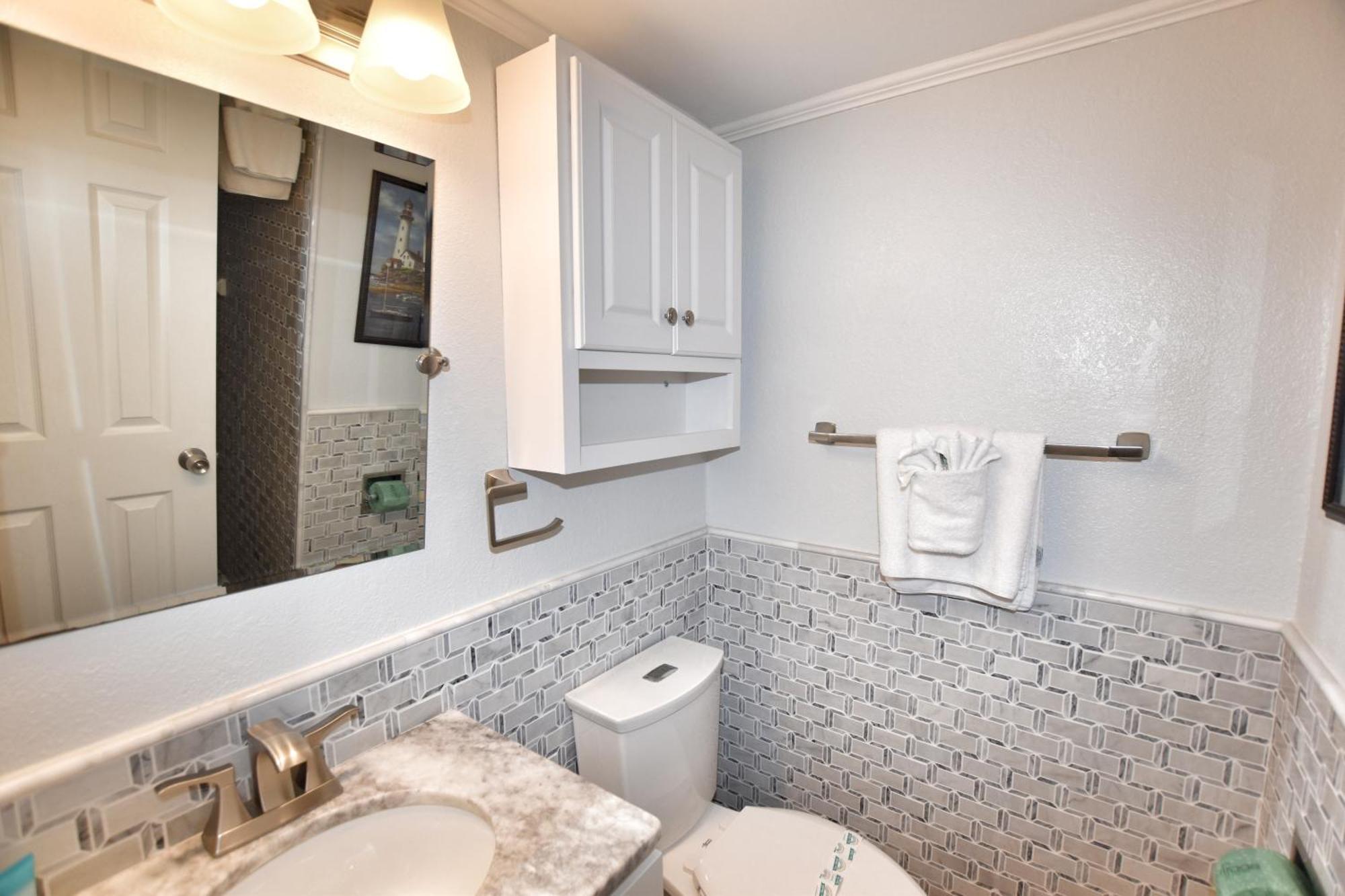 Apartment 1009 Waters Edge *