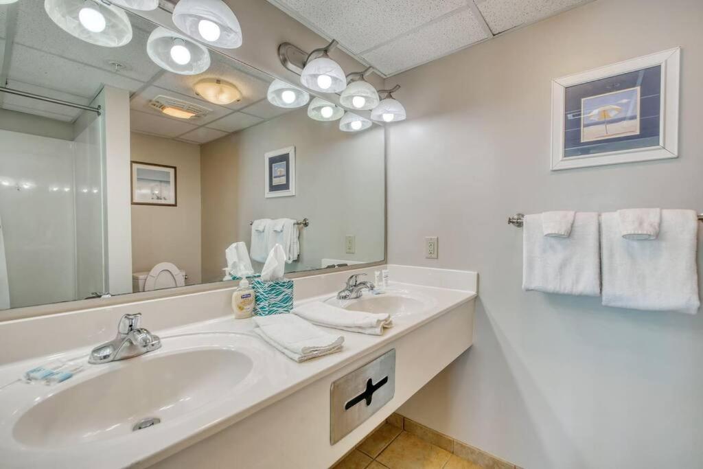 Apartment Amazing Oceanfront Hs 4th Floor