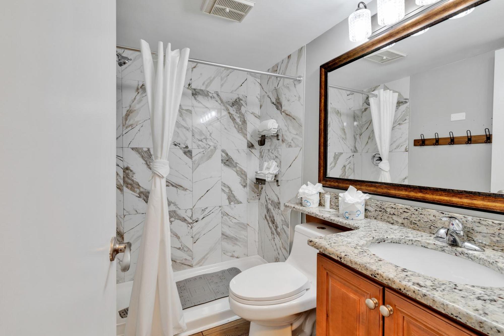 Hosteeva Oceanfront Studio W Pool, Oceanfront Fire Pit And More Apartment