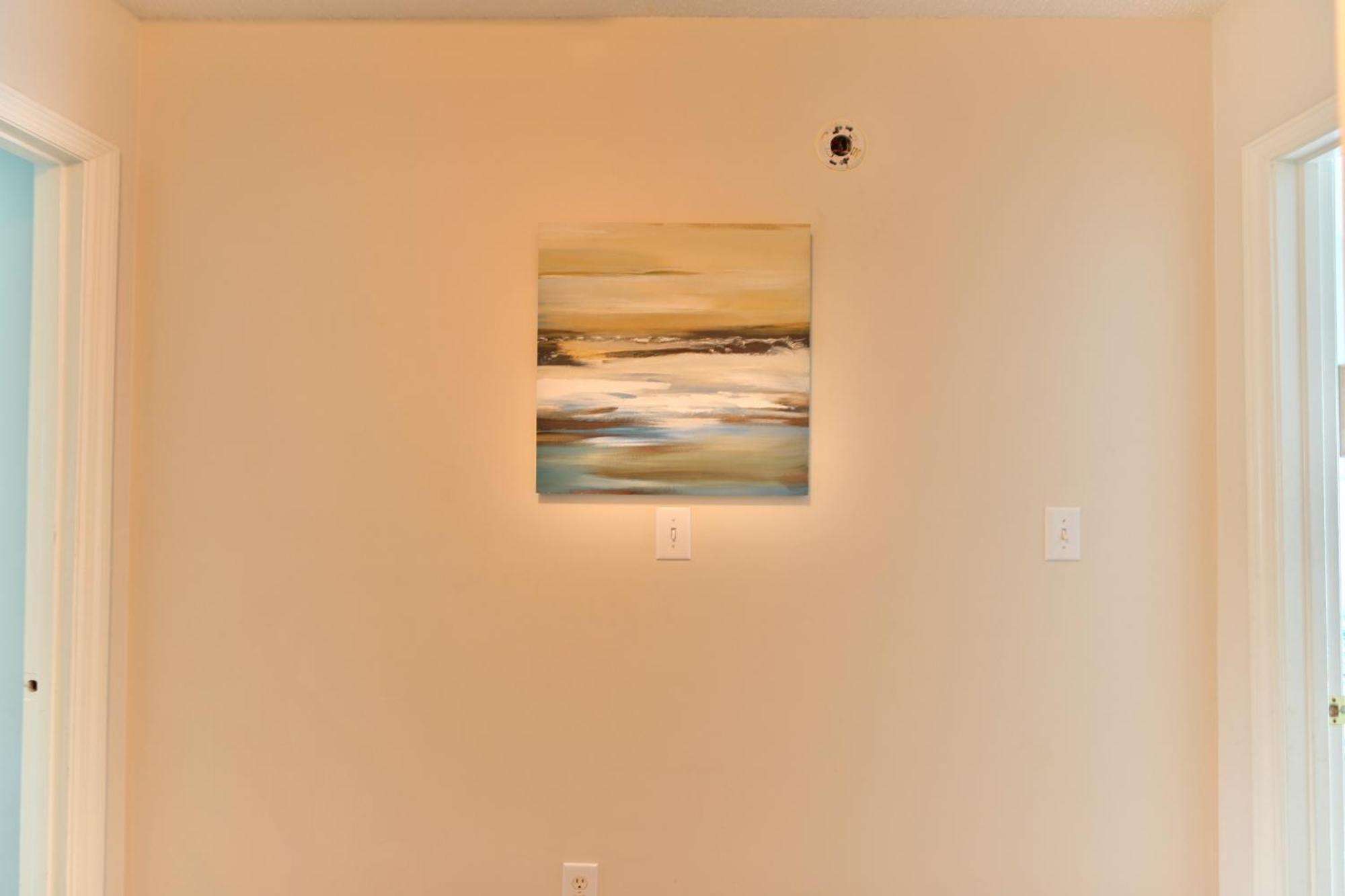 Spacious By The 2# Apartment *