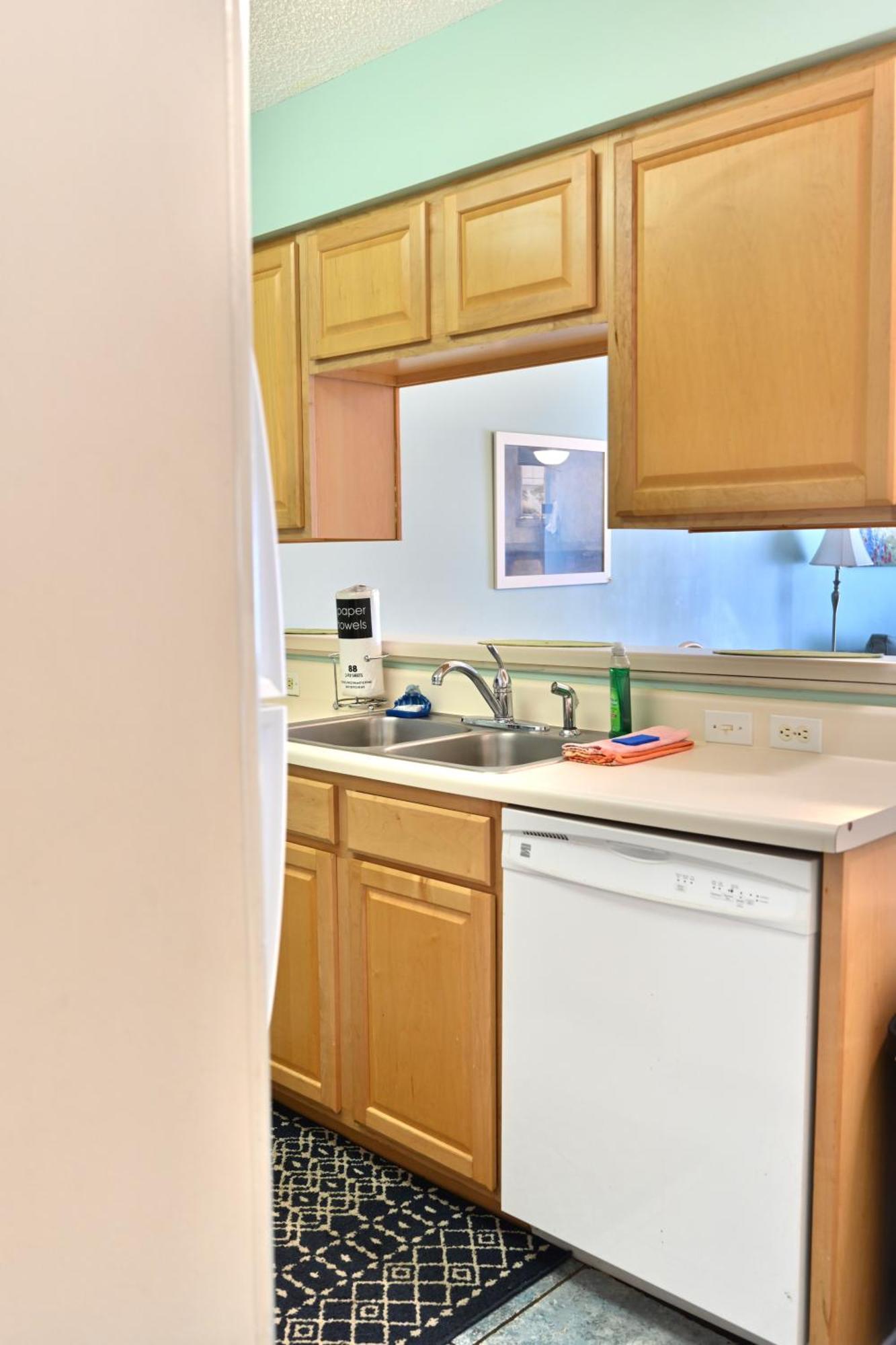 Apartment Spacious By The 2# *