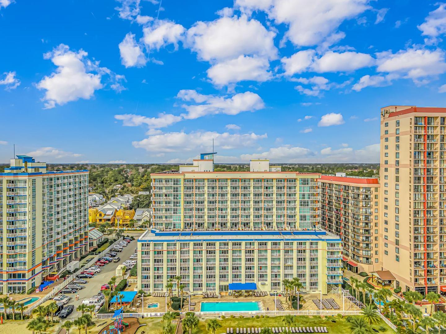 Modern And Fun! 3 Bedroom With Indoor Waterpark And Slides! Sleeps 12! Dunes Village 338