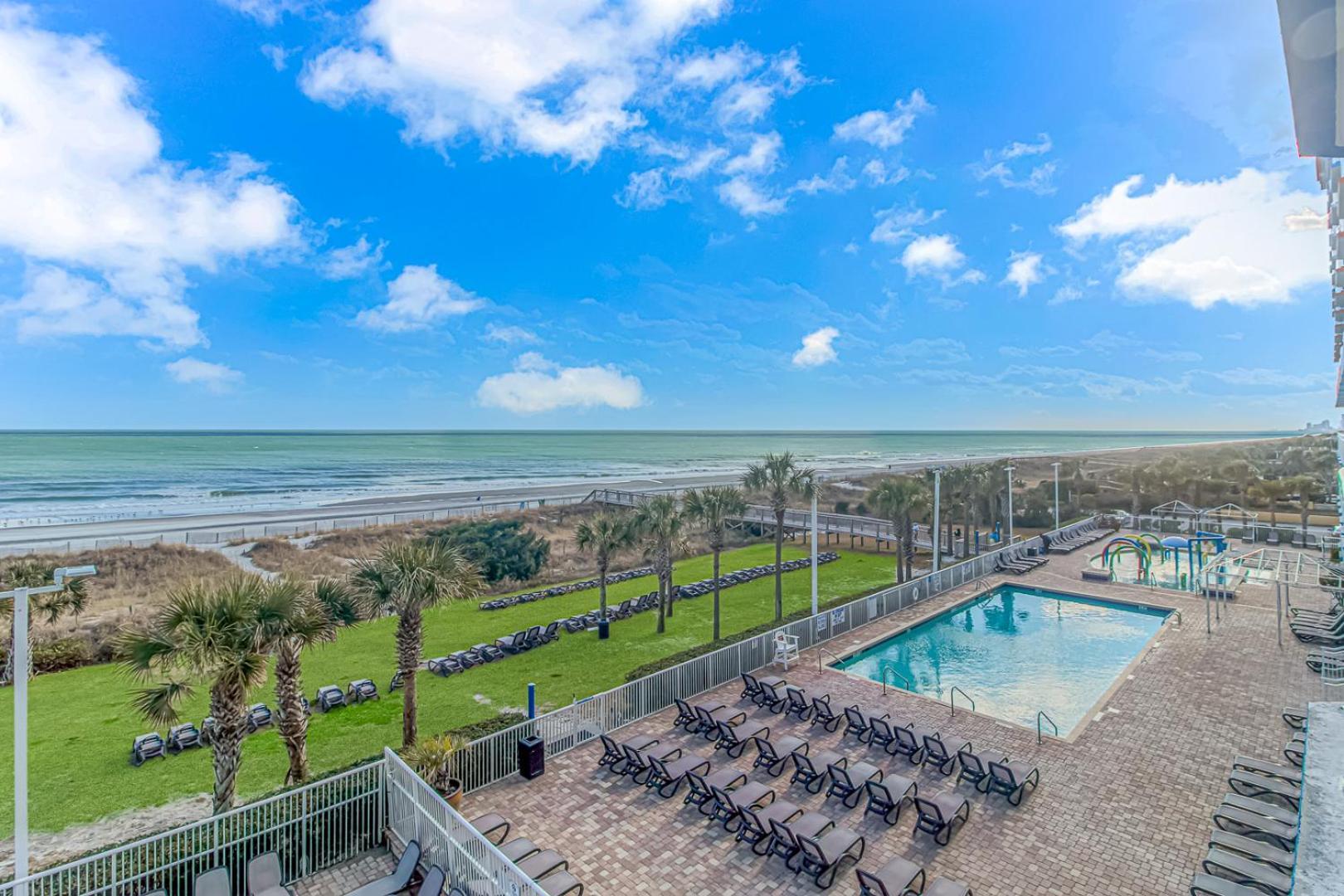 Holiday home Modern And Fun! 3 Bedroom With Indoor Waterpark And Slides! Sleeps 12! Dunes Village 338
