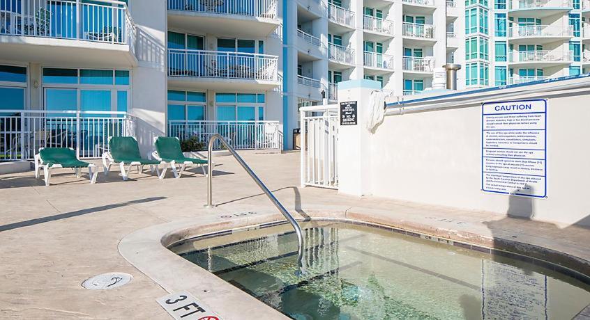 Ocean Sunrise ~ 2b/2b Apartment *