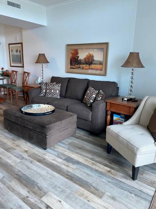 Apartment Ocean Sunrise ~ 2b/2b Myrtle Beach