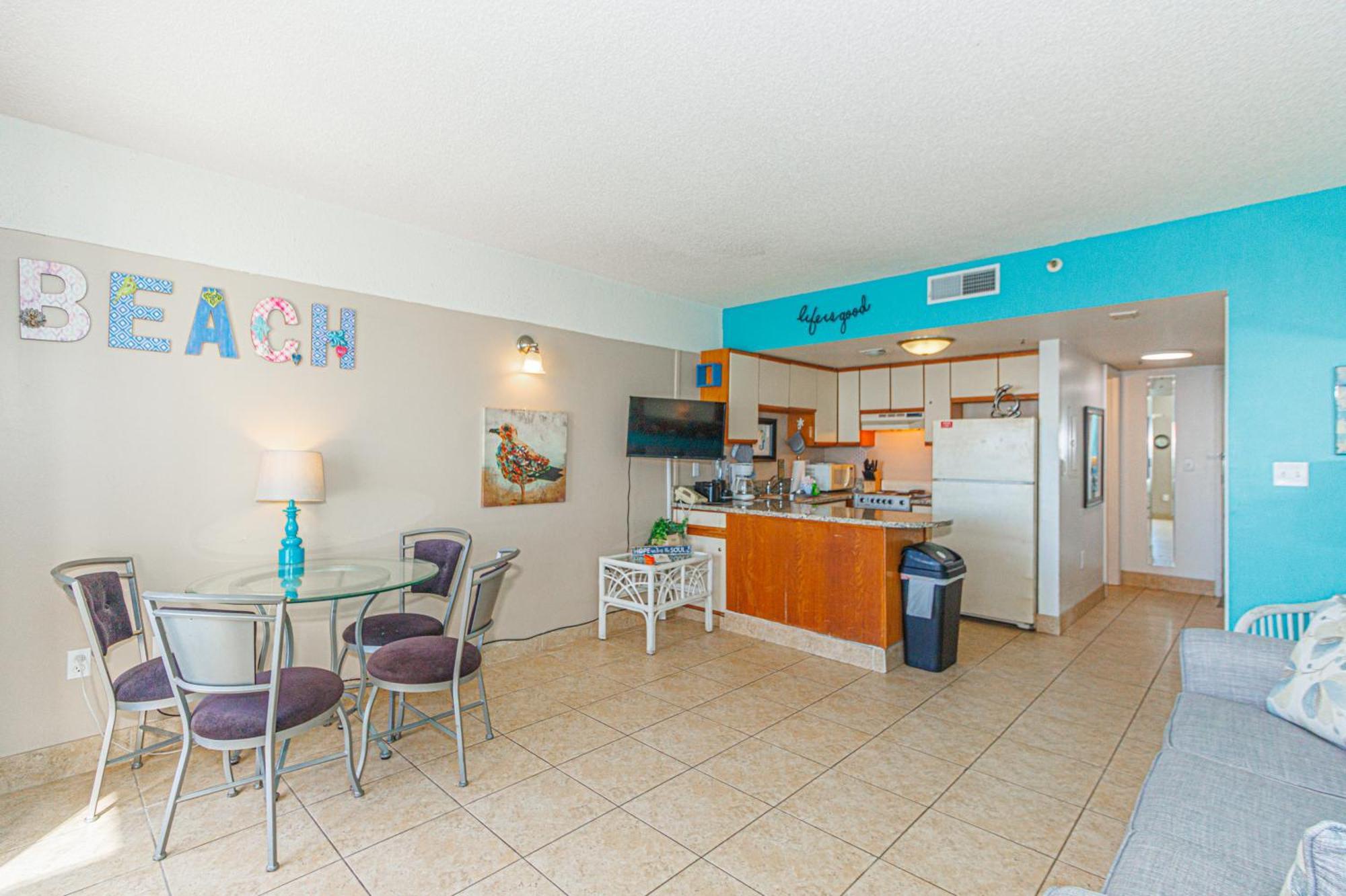 New! Palace Oceanfront Sleeps 4