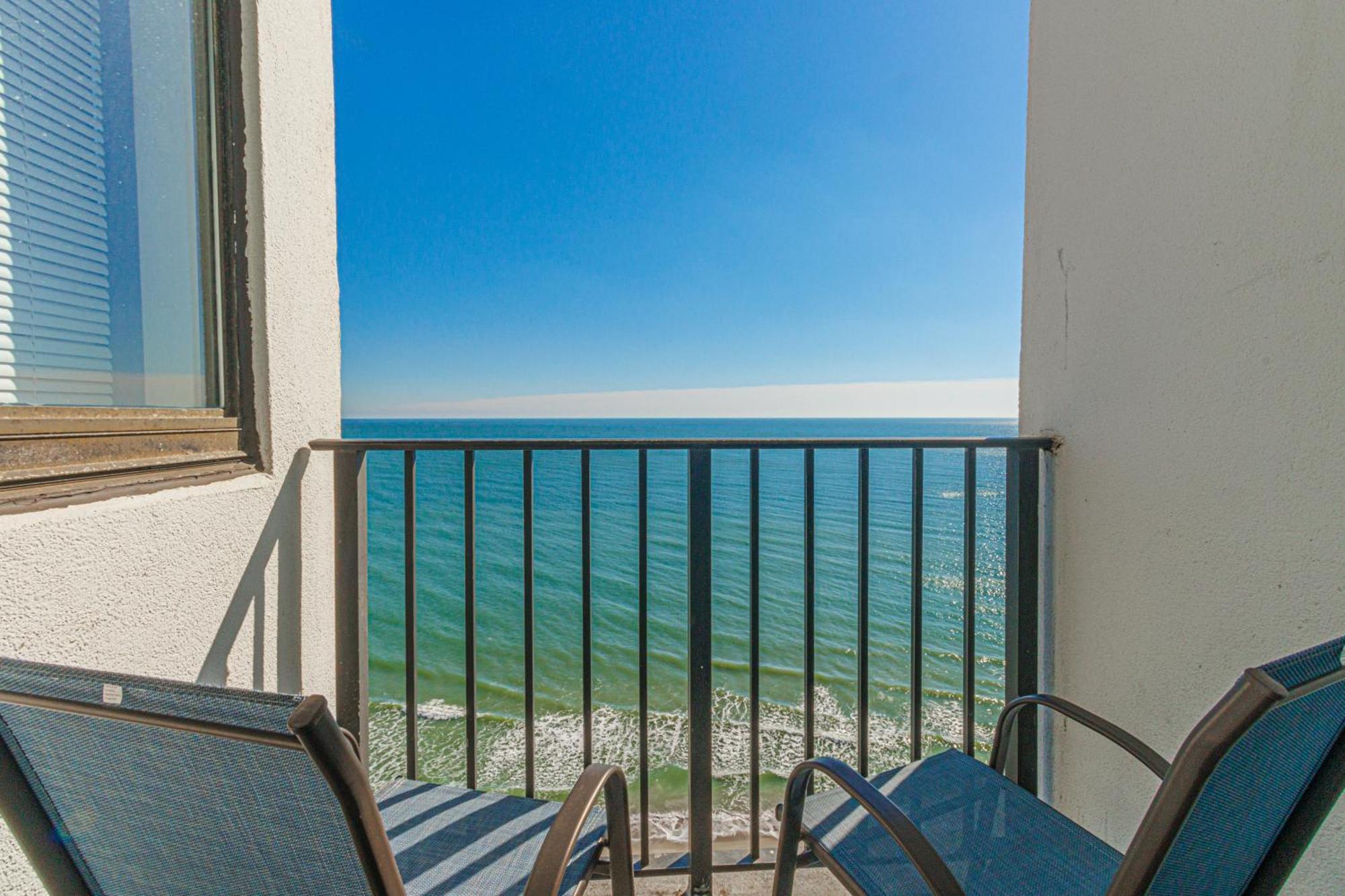 New! Palace Oceanfront Sleeps 4 * Myrtle Beach