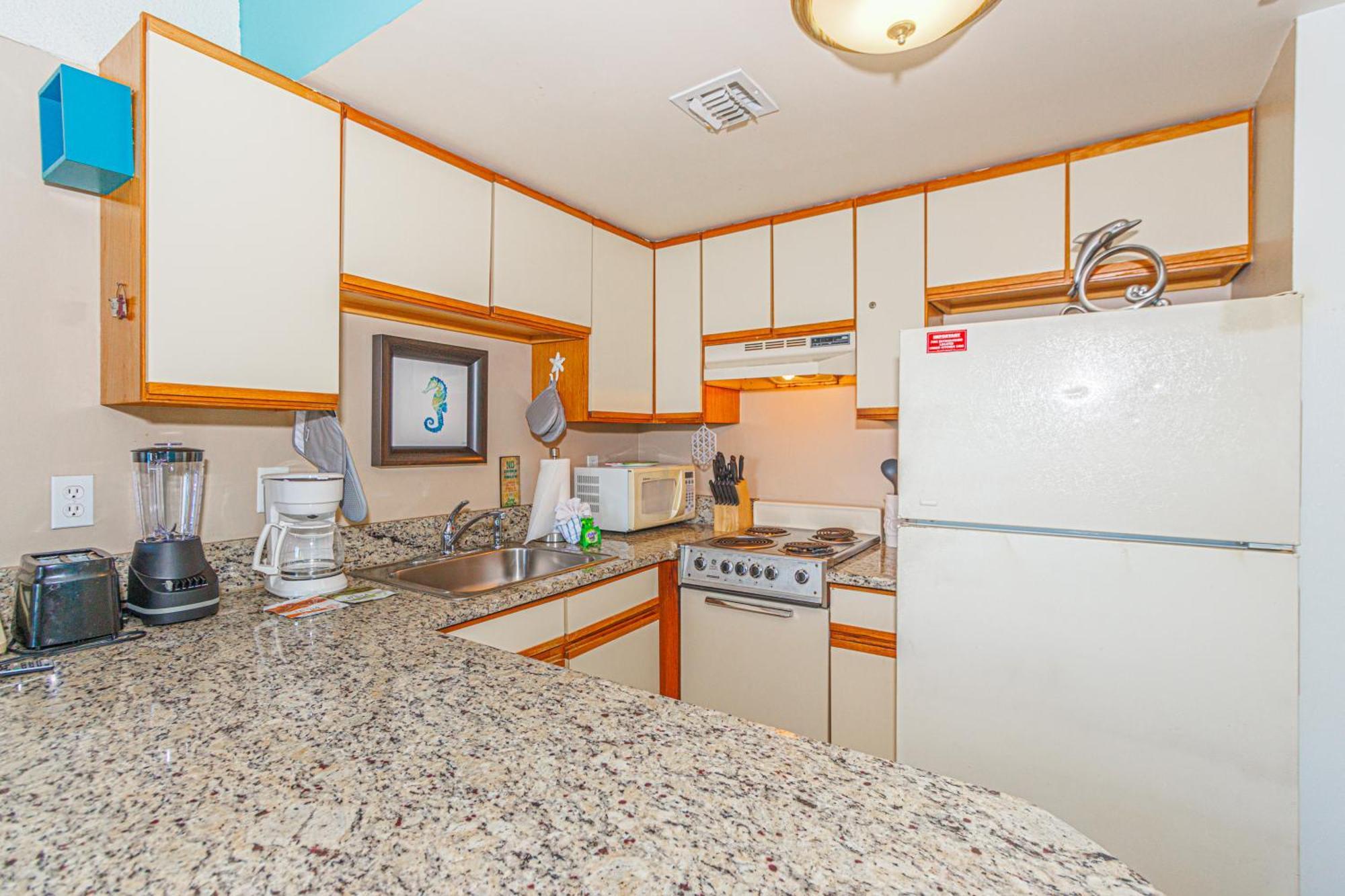 New! Palace Oceanfront Sleeps 4