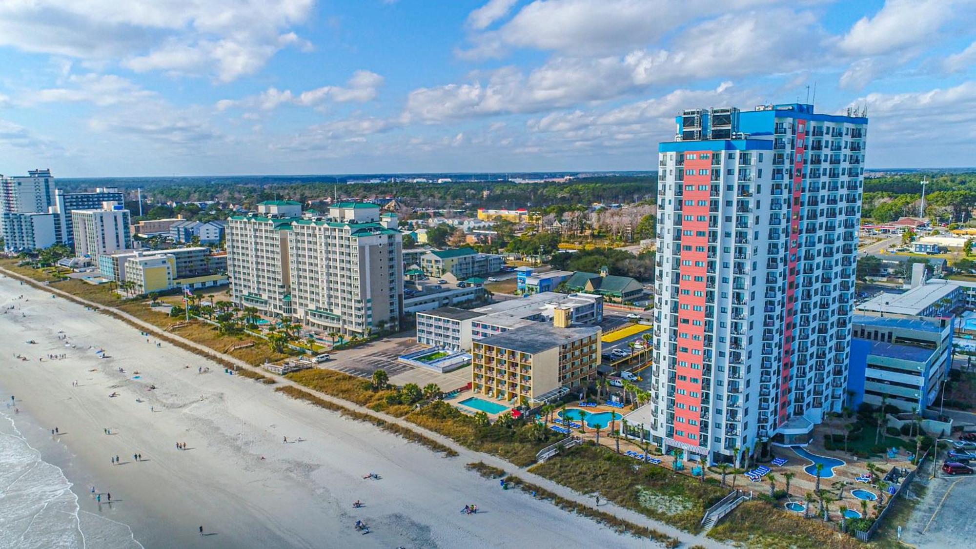 New! Palace Oceanfront Sleeps 4 *