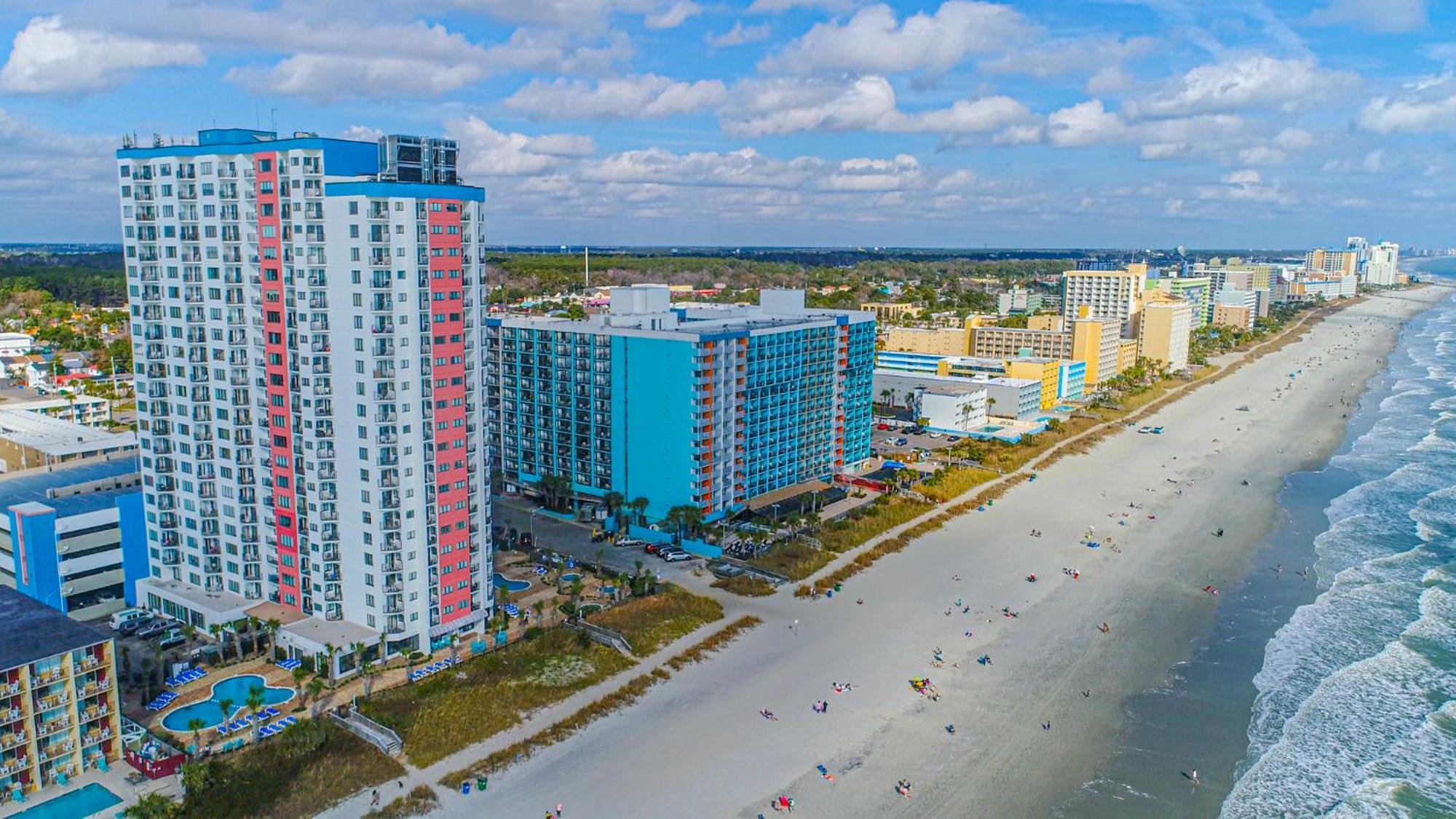 New! Palace Oceanfront Sleeps 4 Apartment *