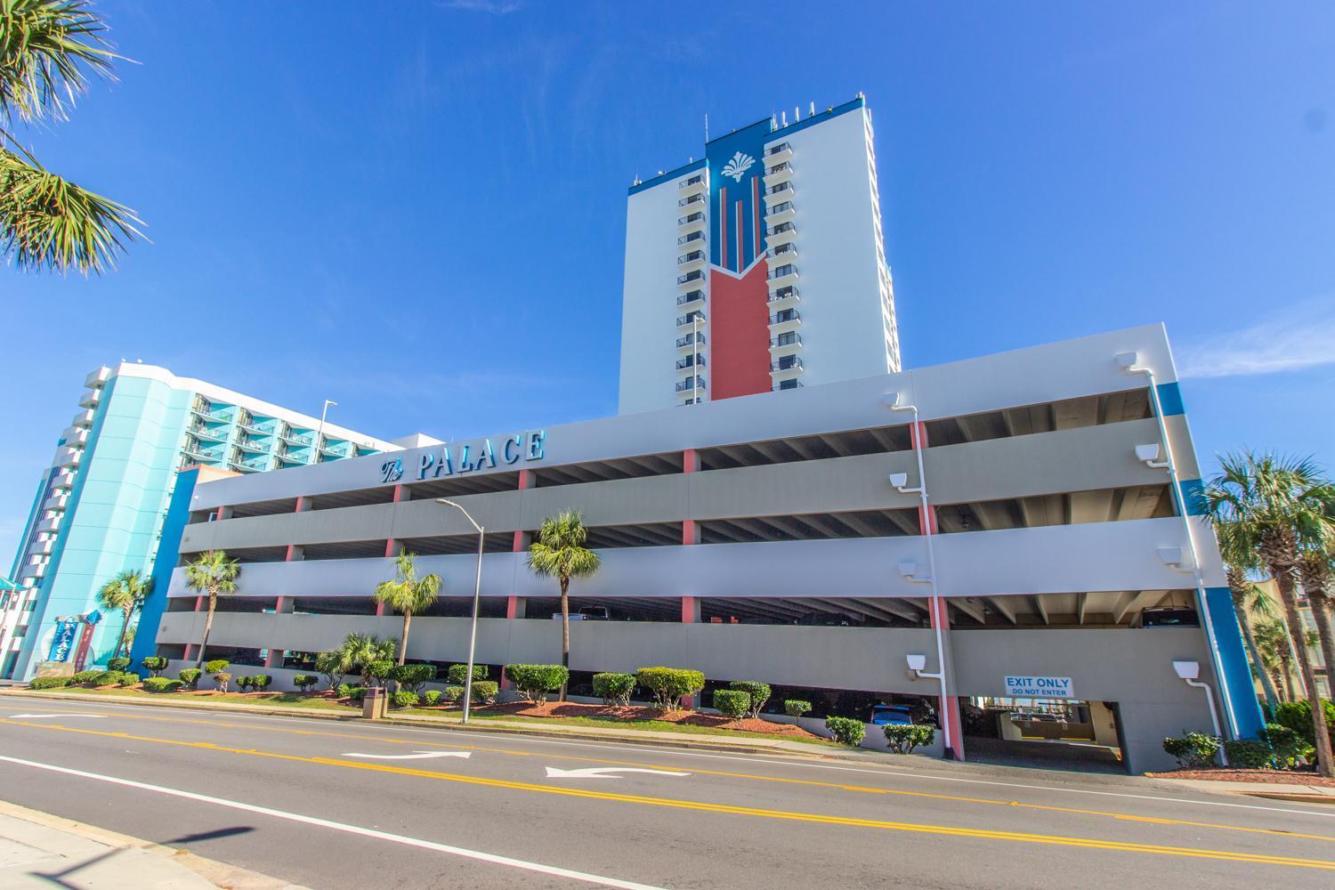 New! Palace Oceanfront Sleeps 4 * Myrtle Beach