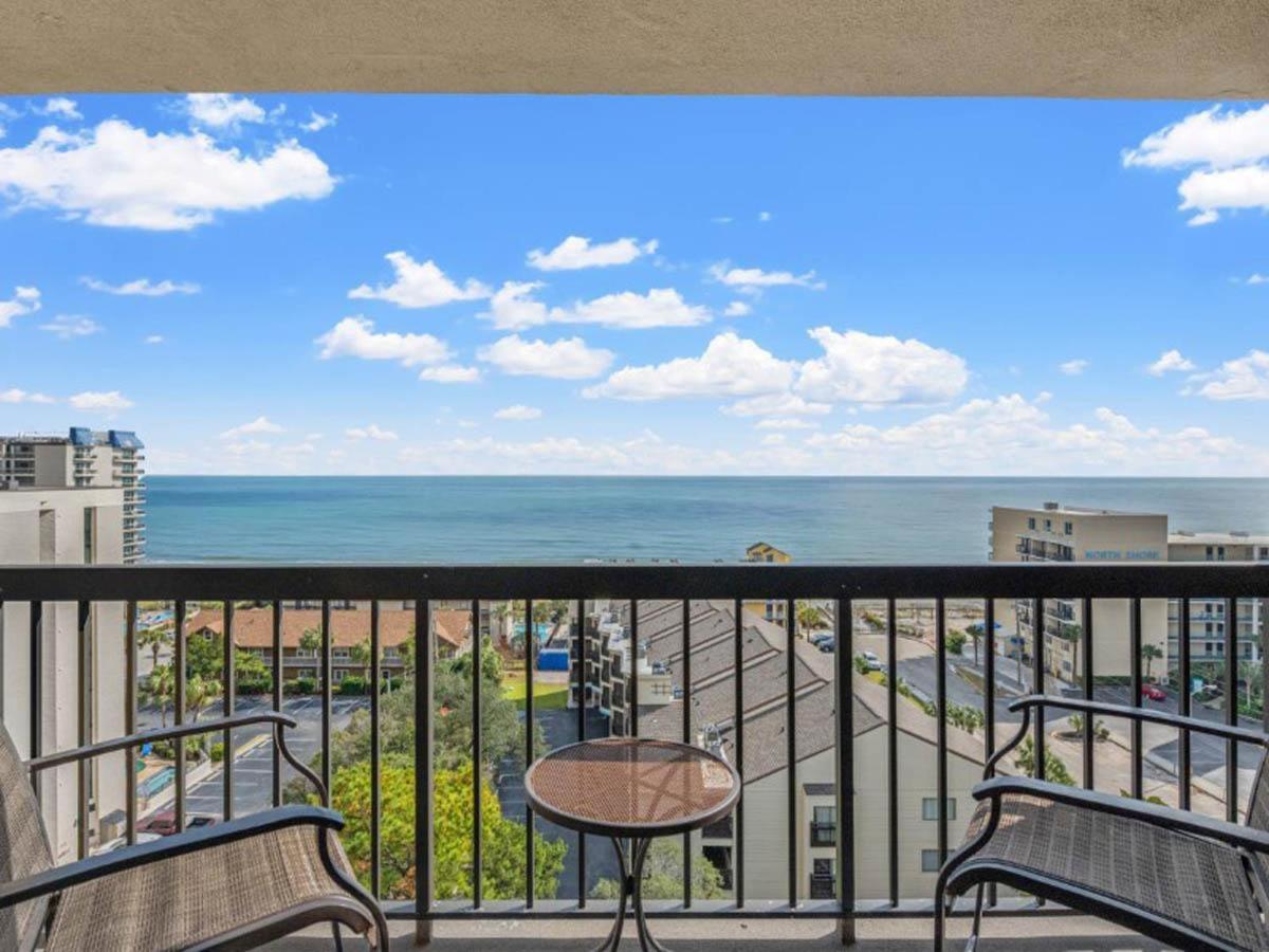 Holiday home Ocean View Condo, Beach Access, Pools, Views
