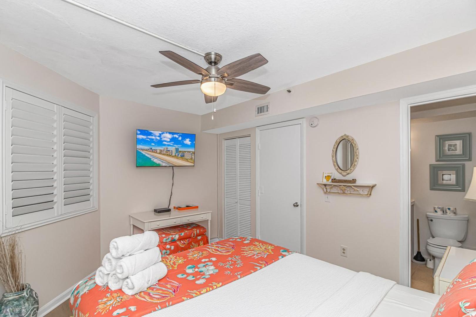 Holiday home Stunning Floor Oceanfront 2 Bedroom Suite-recently Updated! Spinnaker 903