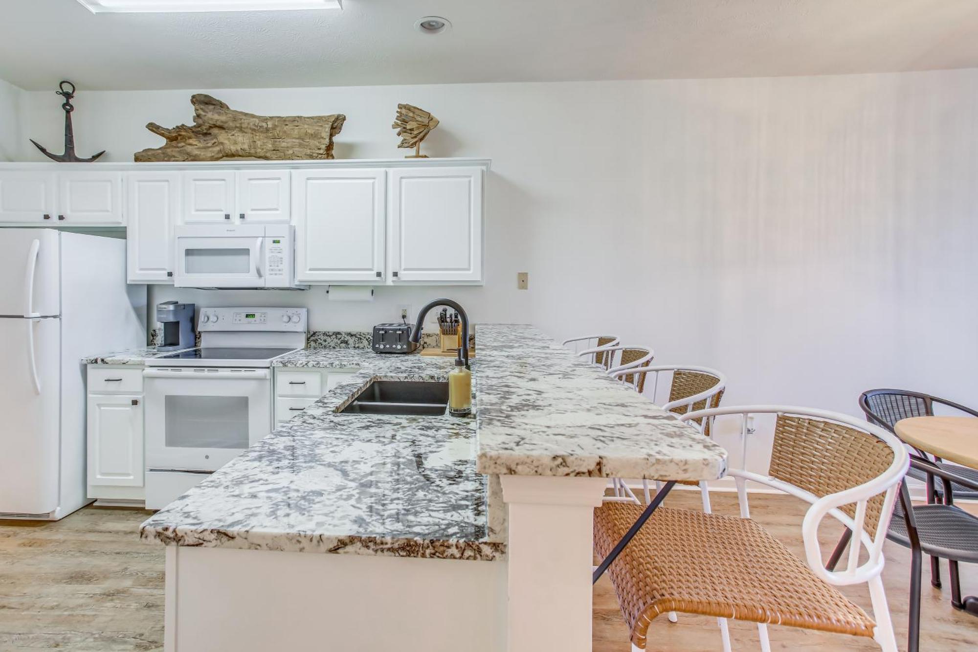 Apartment River Oaks With Golf Course View And Pool Access
