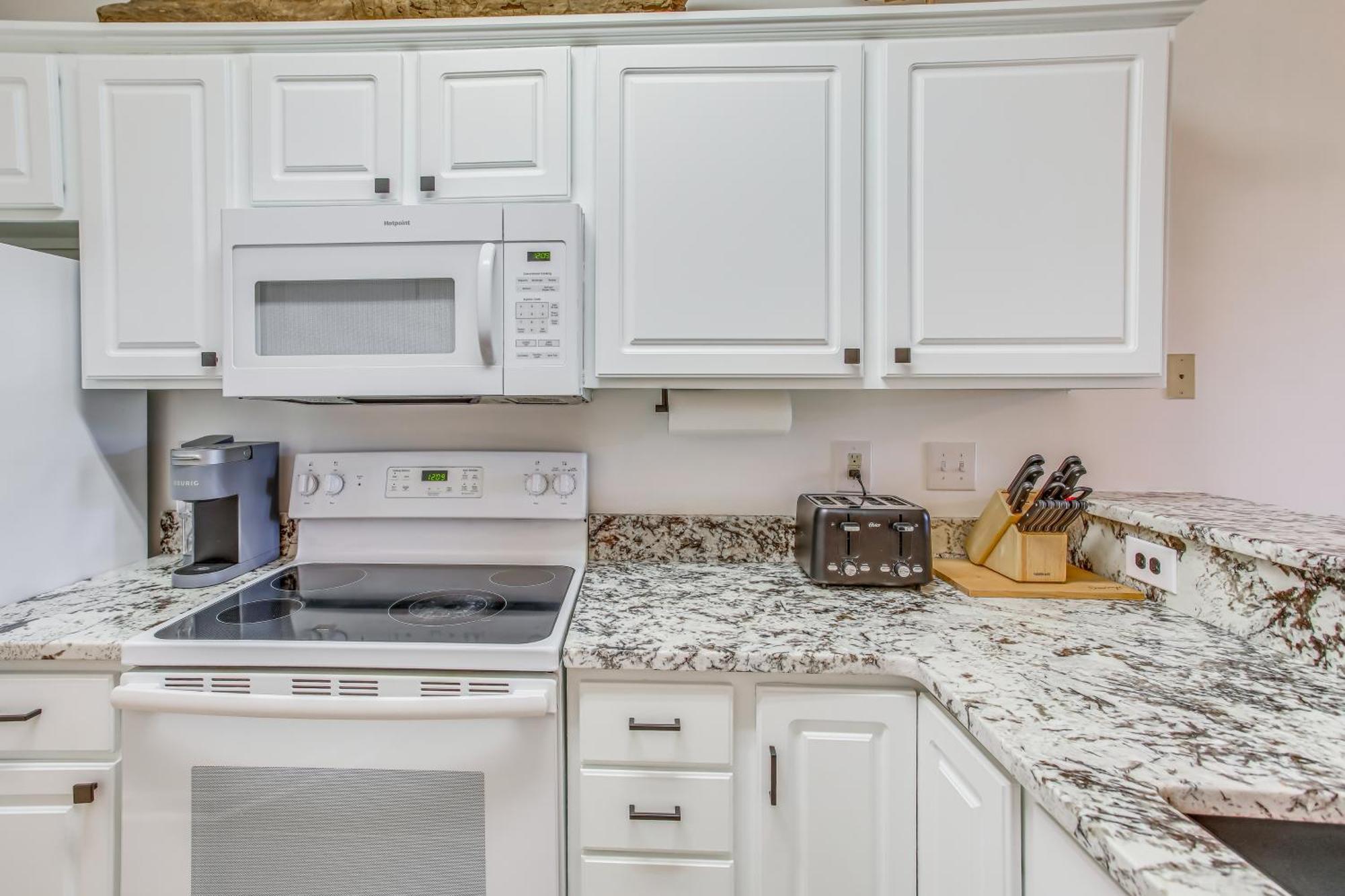 Apartment River Oaks With Golf Course View And Pool Access *