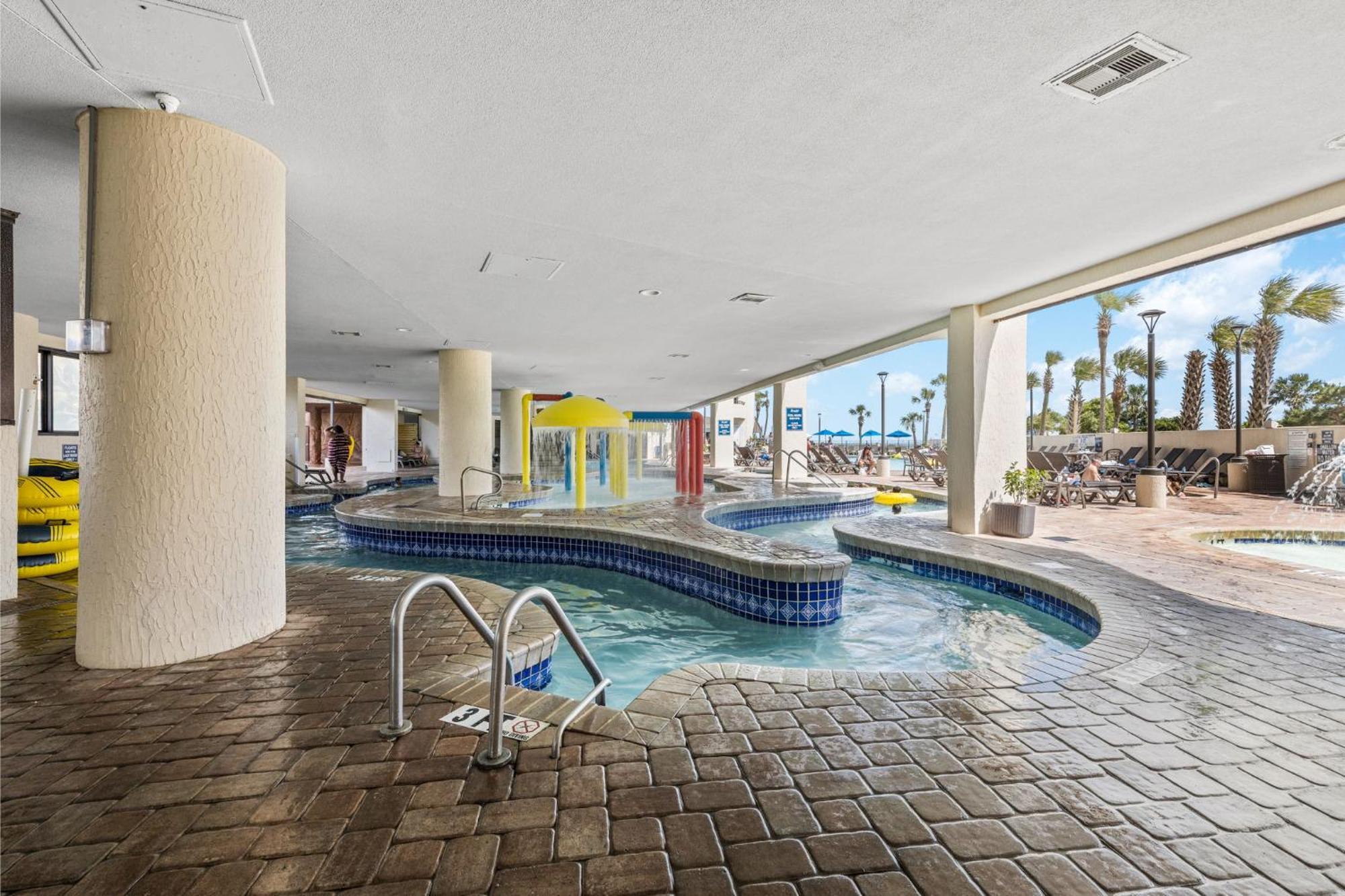 Apartment Ocean Reef 925 *