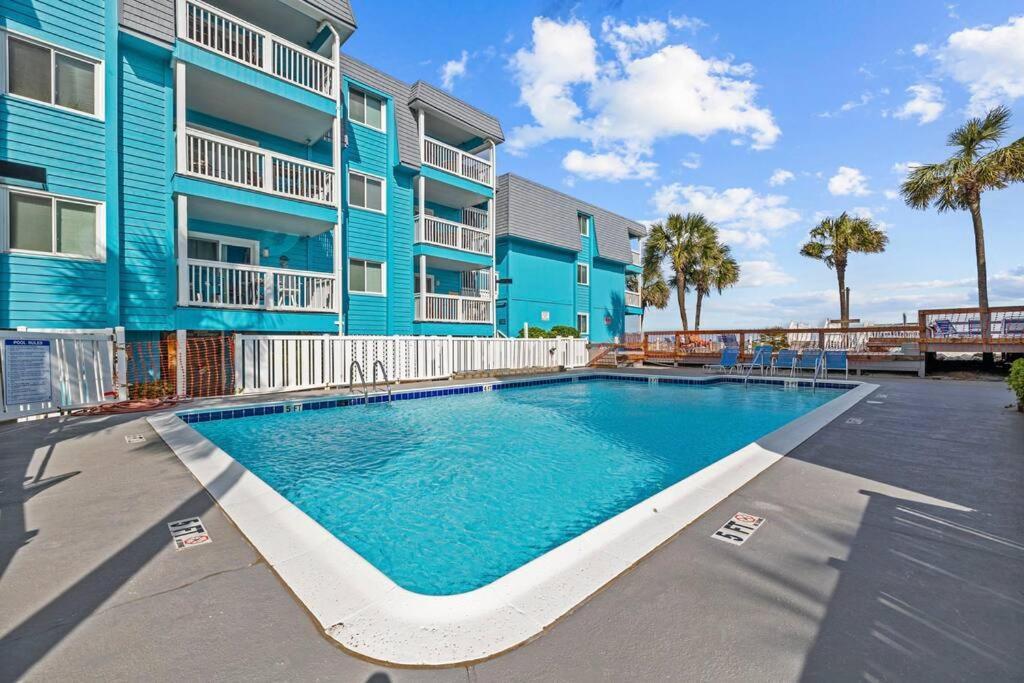 Apartment Winter Specials! Ocean View Garden
