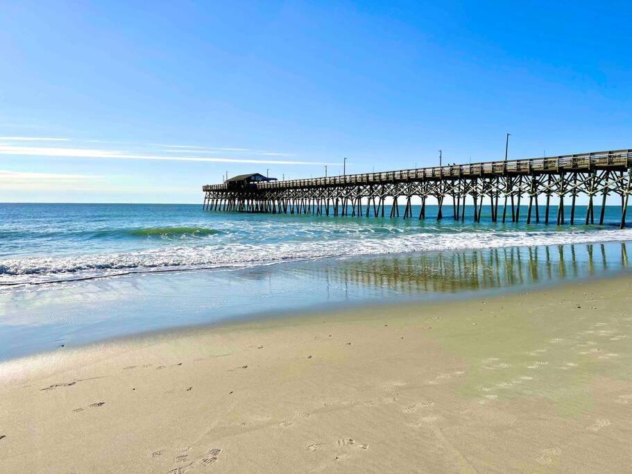 Winter Specials! Ocean View Garden Apartment *
