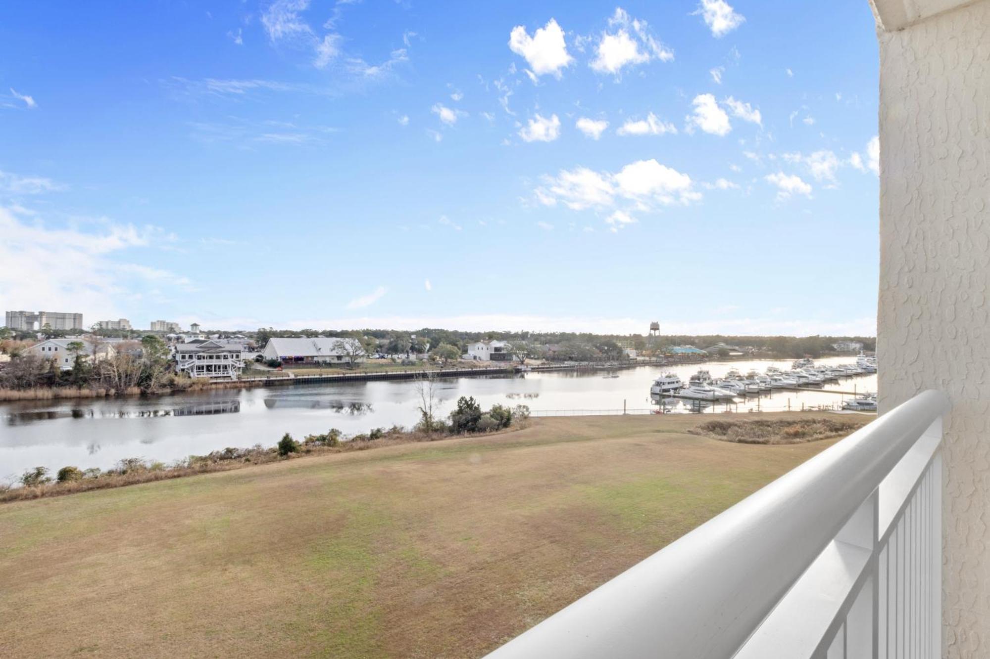 Apartment Yacht Club #3-502