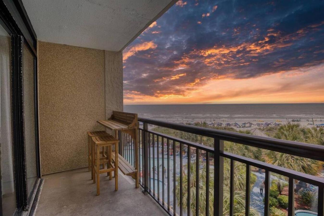 Apartment Your Beachfront Oasis
