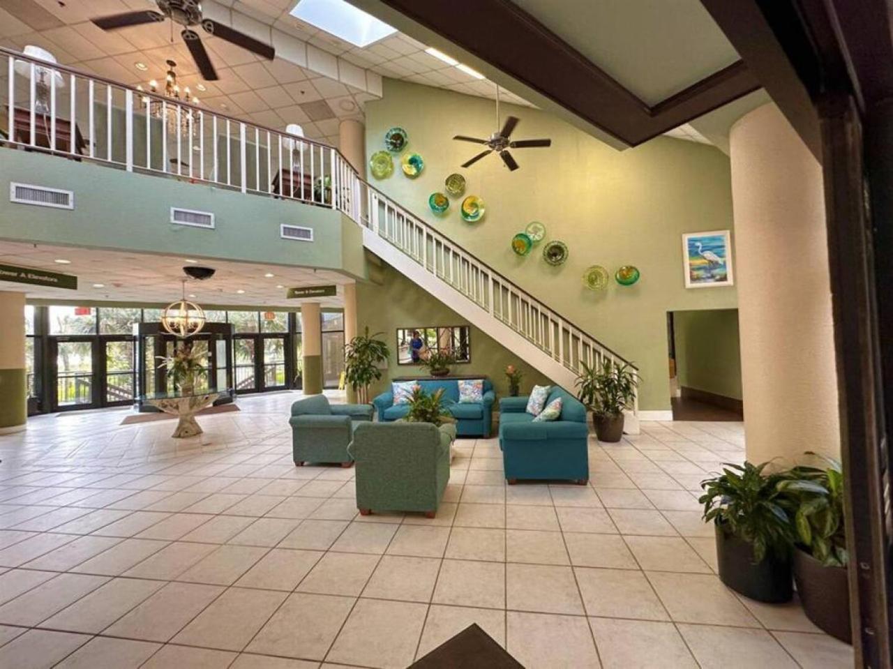 Apartment Your Beachfront Oasis *