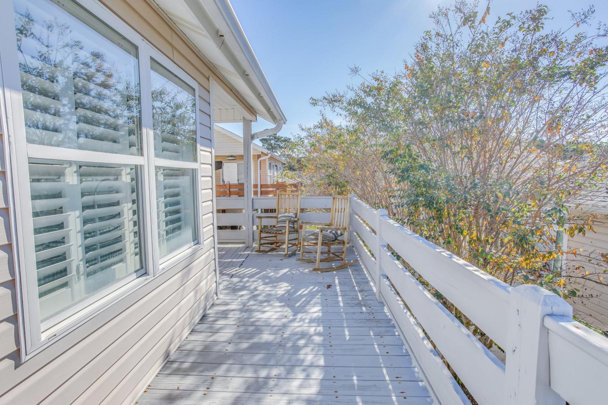 Myrtle With Pool Access Walk To Beach! *