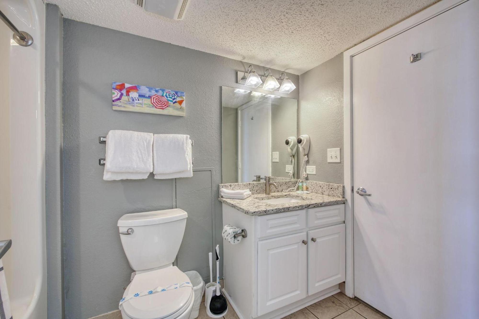 1604 N Ocean Blvd, 0906 - Ocean Front Sleeps 8 Myrtle Beach
