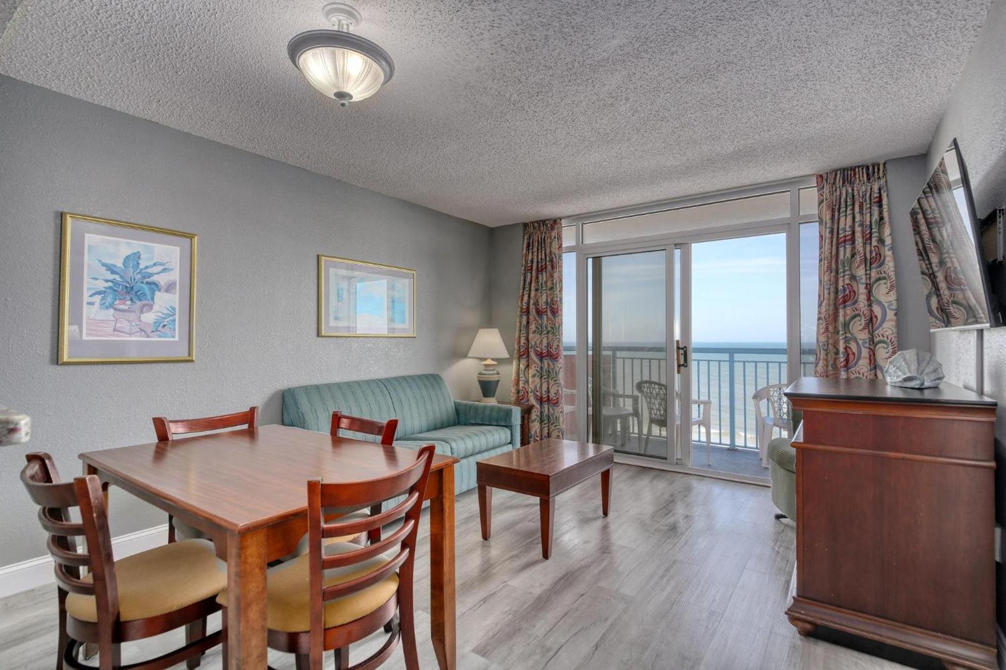 Holiday home 1604 N Ocean Blvd, 0906 - Ocean Front Sleeps 8 *